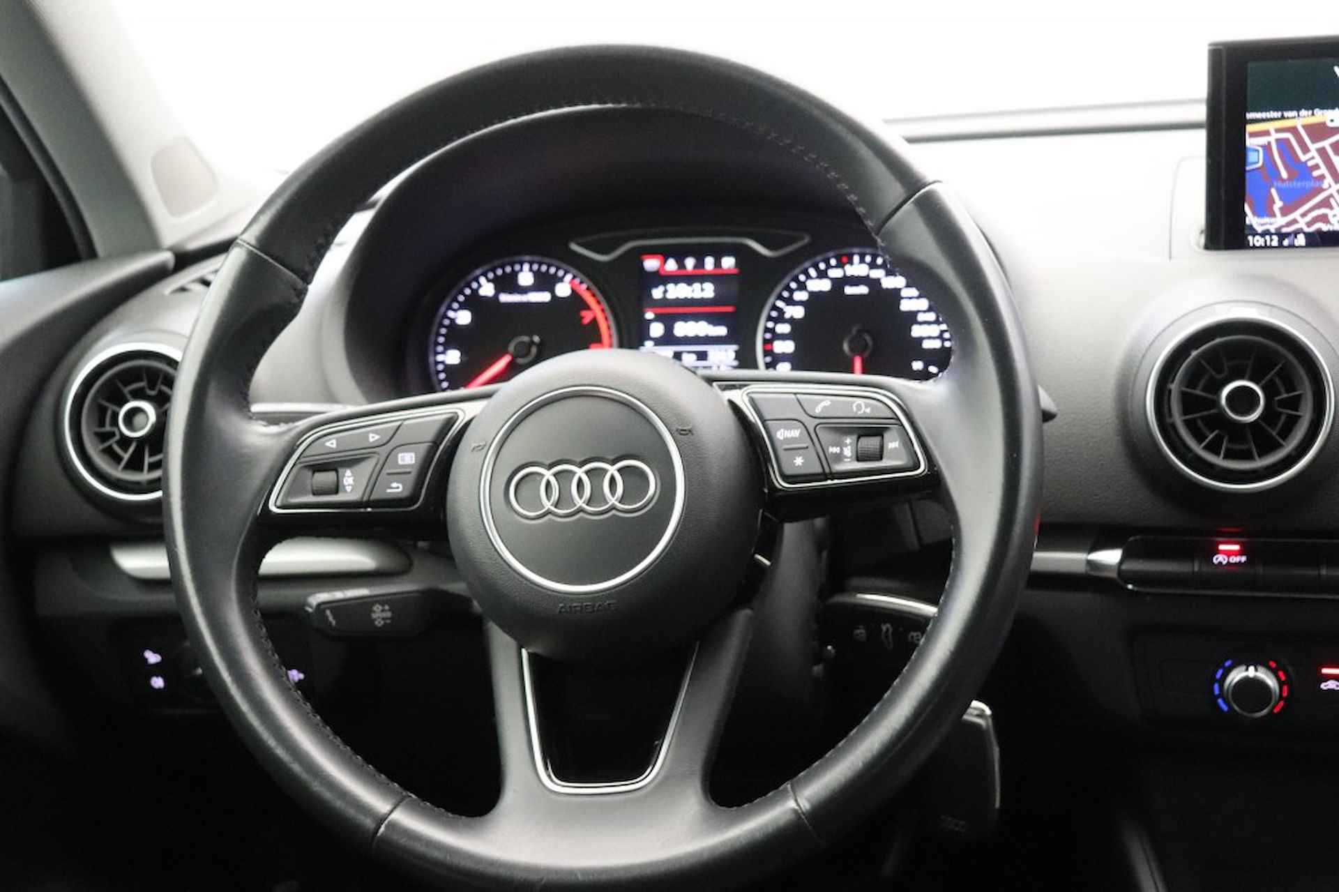 AUDI A3 30 TFSI Pro Line Pro Line - Navi, Cruise - 10/23