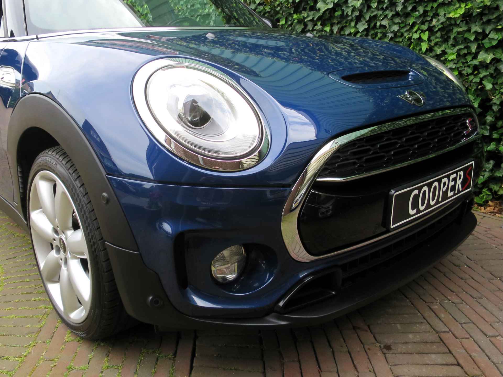 MINI Clubman 2.0 Cooper S Chili Business aut. met Pano.dak, Park ass, XL. Navi, Head-up en 18" - 28/50