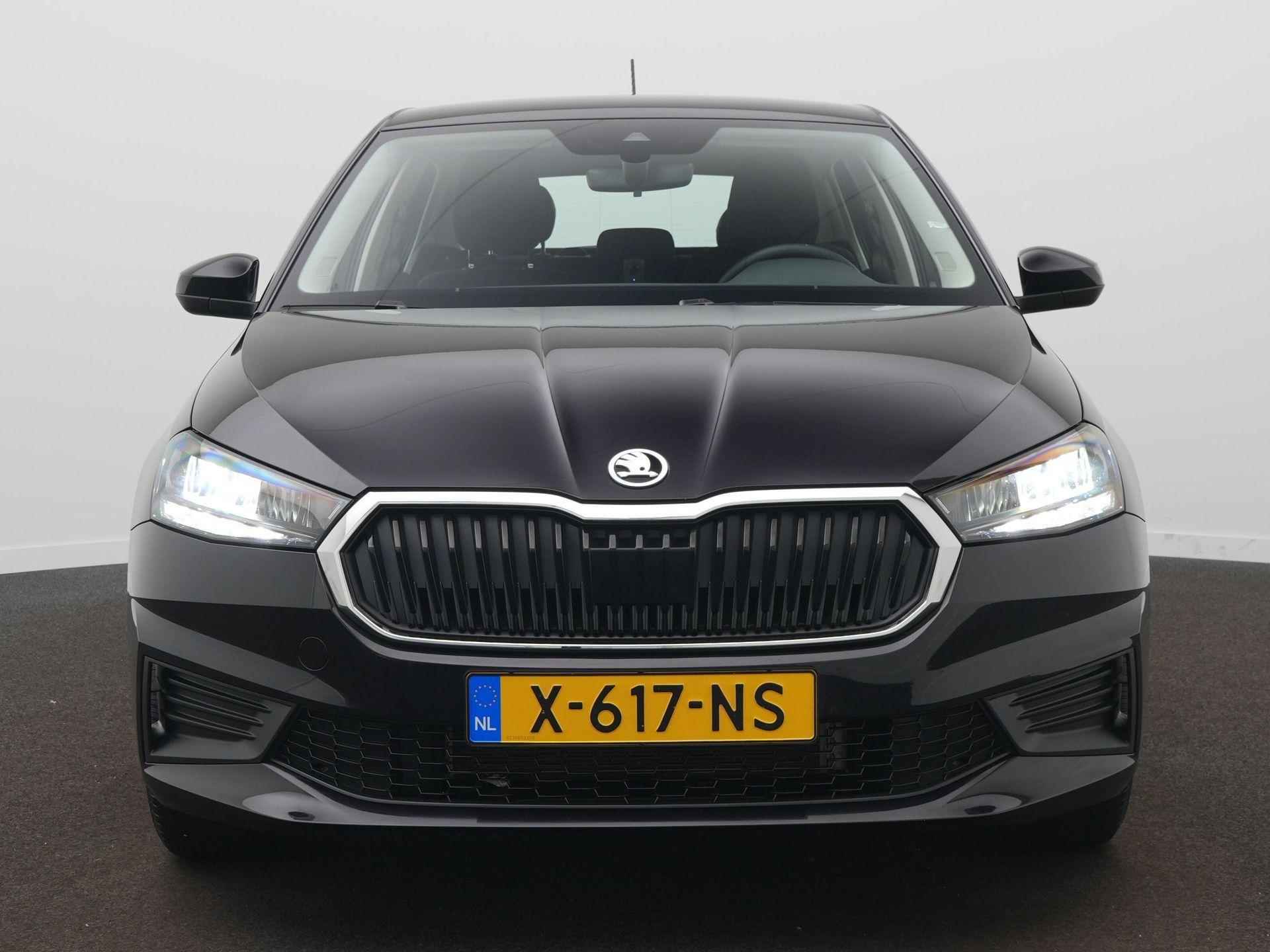 Skoda Fabia 1.0 MPI Ambition / Airco / Cruise / Sensoren / CarPlay - 2/39