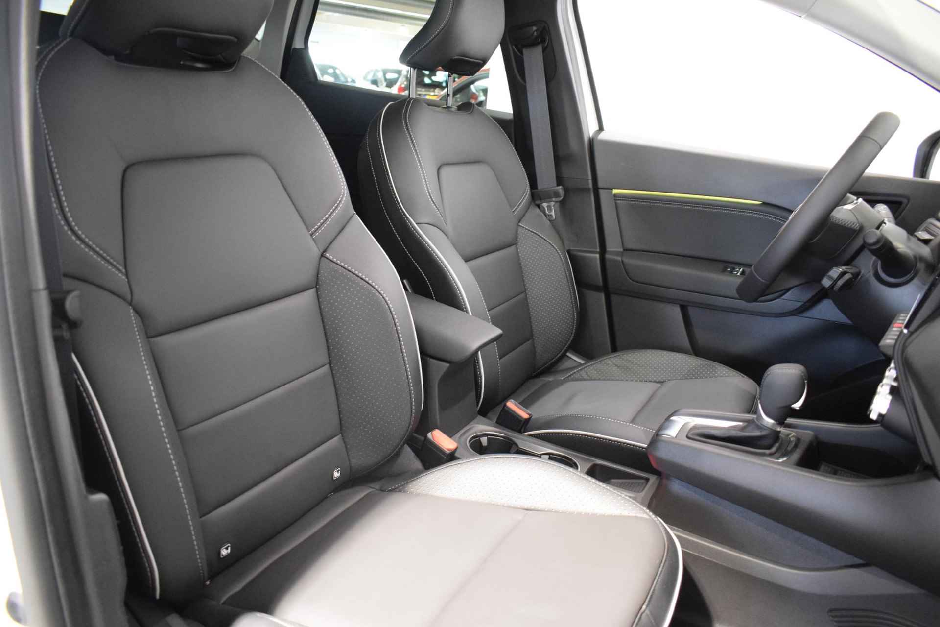 Mitsubishi ASX 1.6 HEV AT Instyle | Schuif/Kantel dak | Parkeersensoren | Dodehoek sensor | Stoel/Stuurverwarming | Adaptive cruise control | Elektrische bestuurdersstoel | Navigatie | Apple Carplay/Android auto | - 21/44