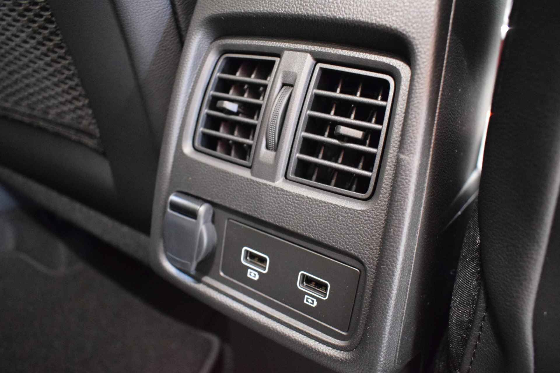 Mitsubishi ASX 1.6 HEV AT Instyle | Schuif/Kantel dak | Parkeersensoren | Dodehoek sensor | Stoel/Stuurverwarming | Adaptive cruise control | Elektrische bestuurdersstoel | Navigatie | Apple Carplay/Android auto | - 24/44