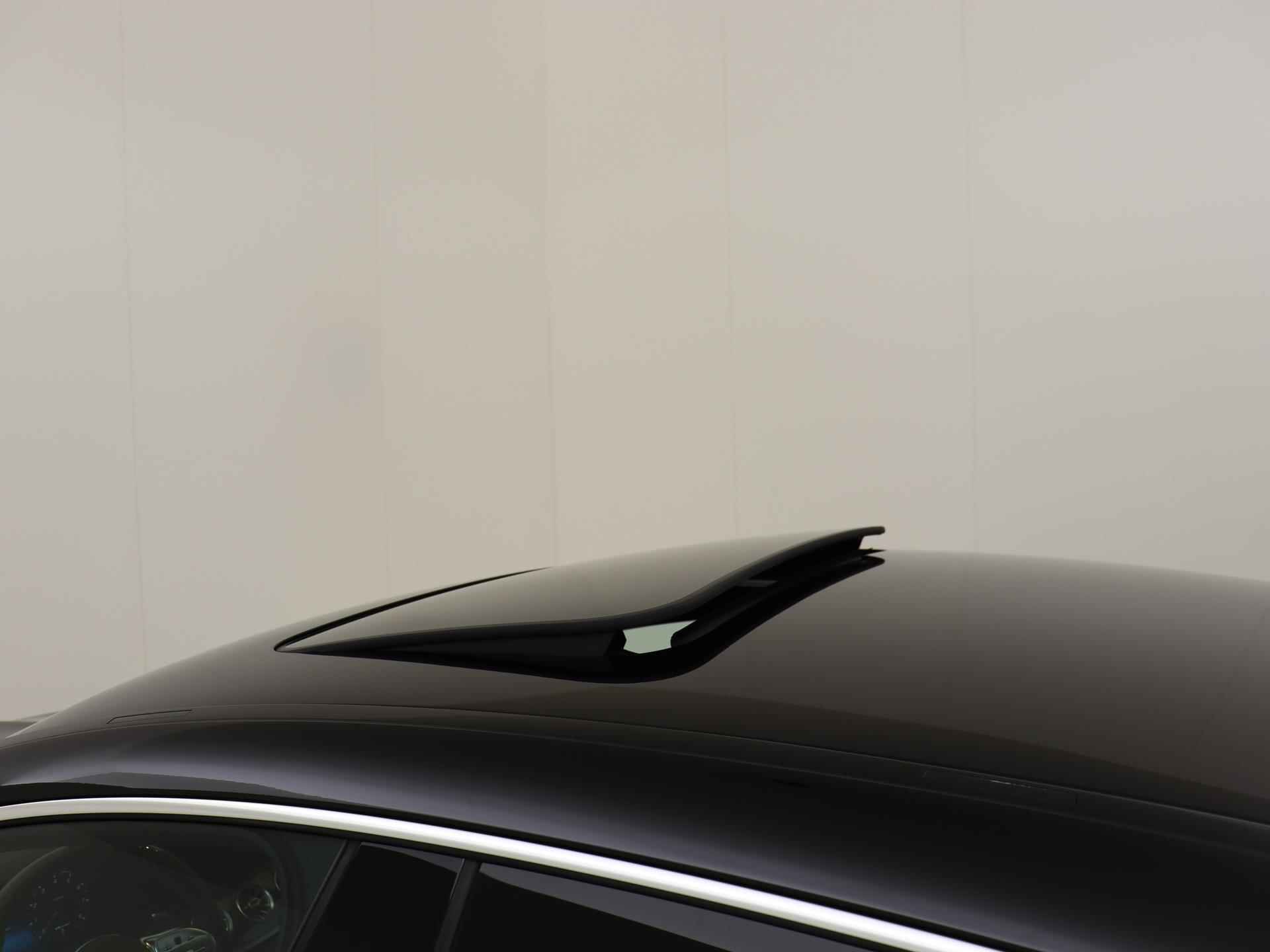 Mercedes-Benz AMG GT 4-Door Coupe 63 S 4MATIC+ Premium Plus - 40/47