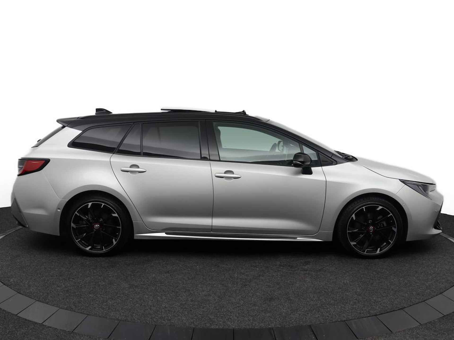 Toyota Corolla Touring Sports 2.0 Hybrid GR-Sport Plus | 183 PK | Bitone | Panoramadak | Stof-lederen sportstoelen | - 13/48