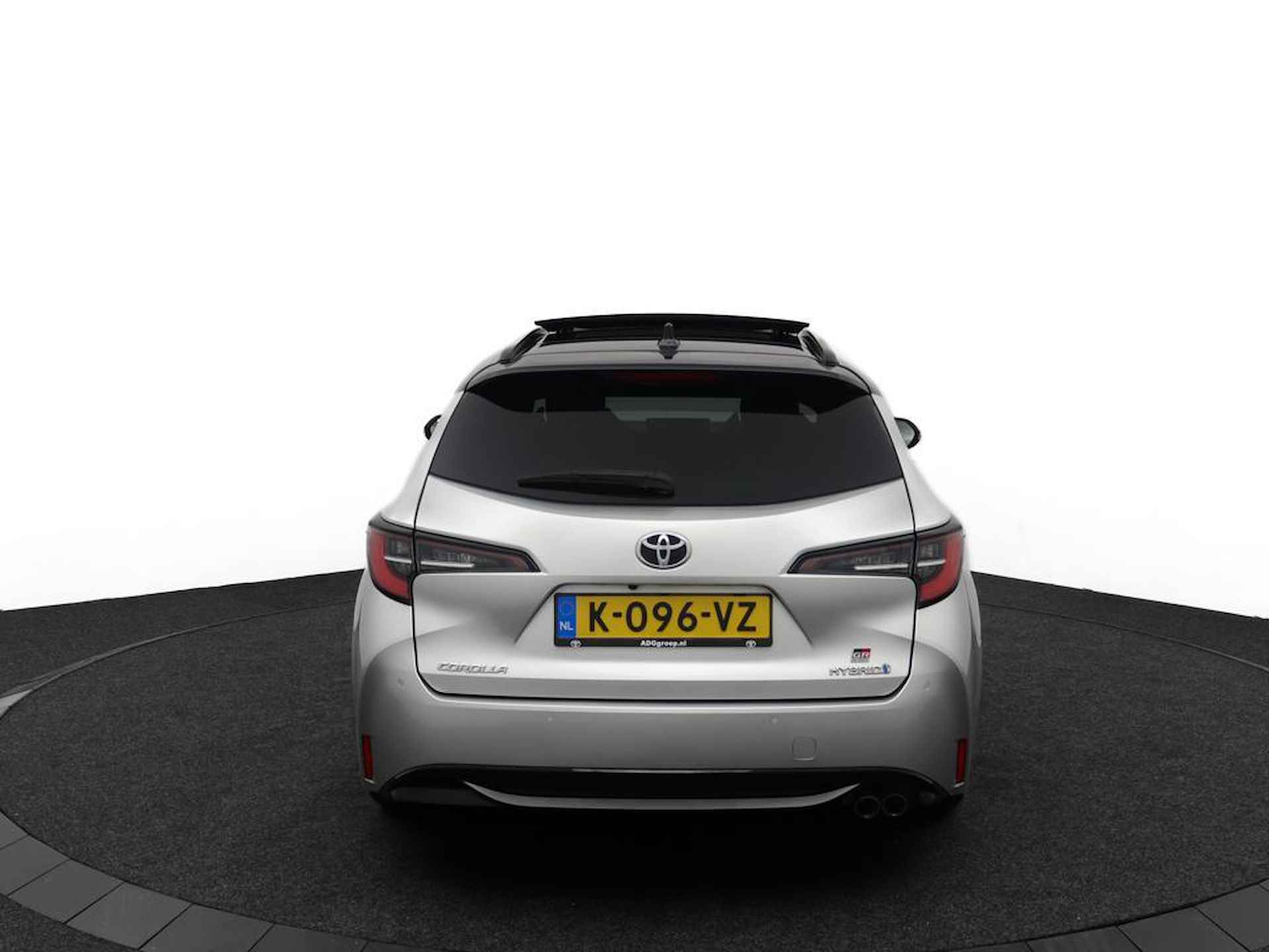 Toyota Corolla Touring Sports 2.0 Hybrid GR-Sport Plus | 183 PK | Bitone | Panoramadak | Stof-lederen sportstoelen | - 47/48