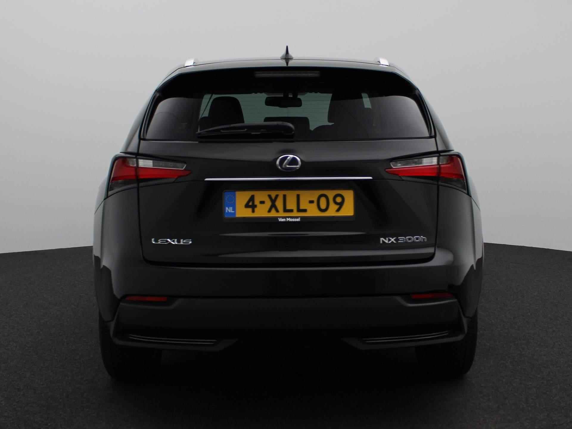 Lexus NX 300h AWD Business Line Pro | Climate Control | Parkeersensoren | Lederen Bekleding | Achteruitrijcamera | Stoelverwarming | - 6/36