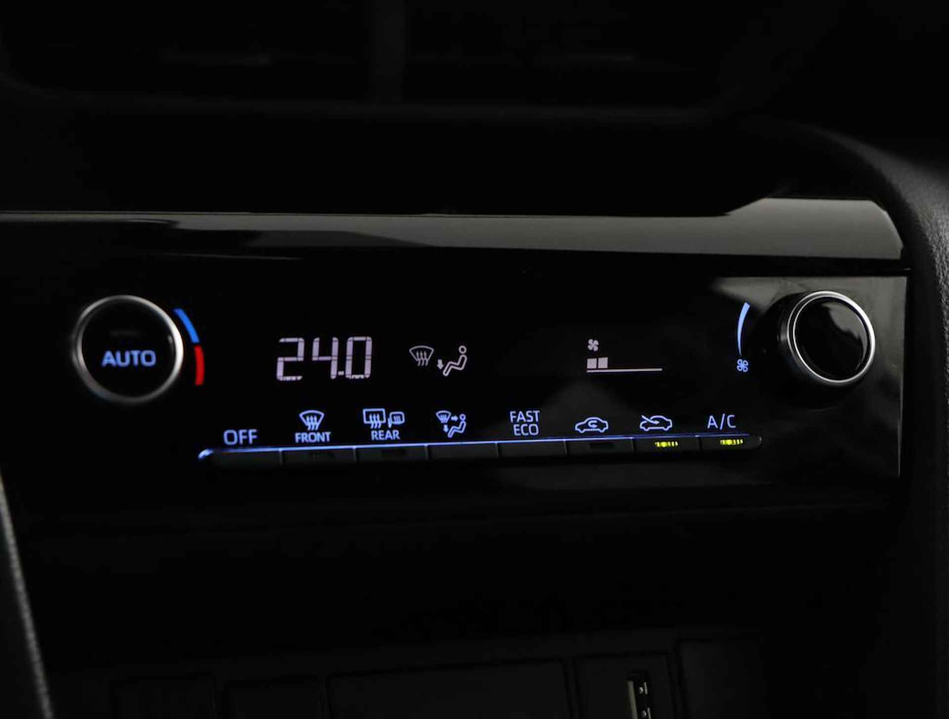 Toyota Yaris Cross 1.5 Hybrid Dynamic | Navigatie | Climate control | Adaptieve cruise control | - 7/46