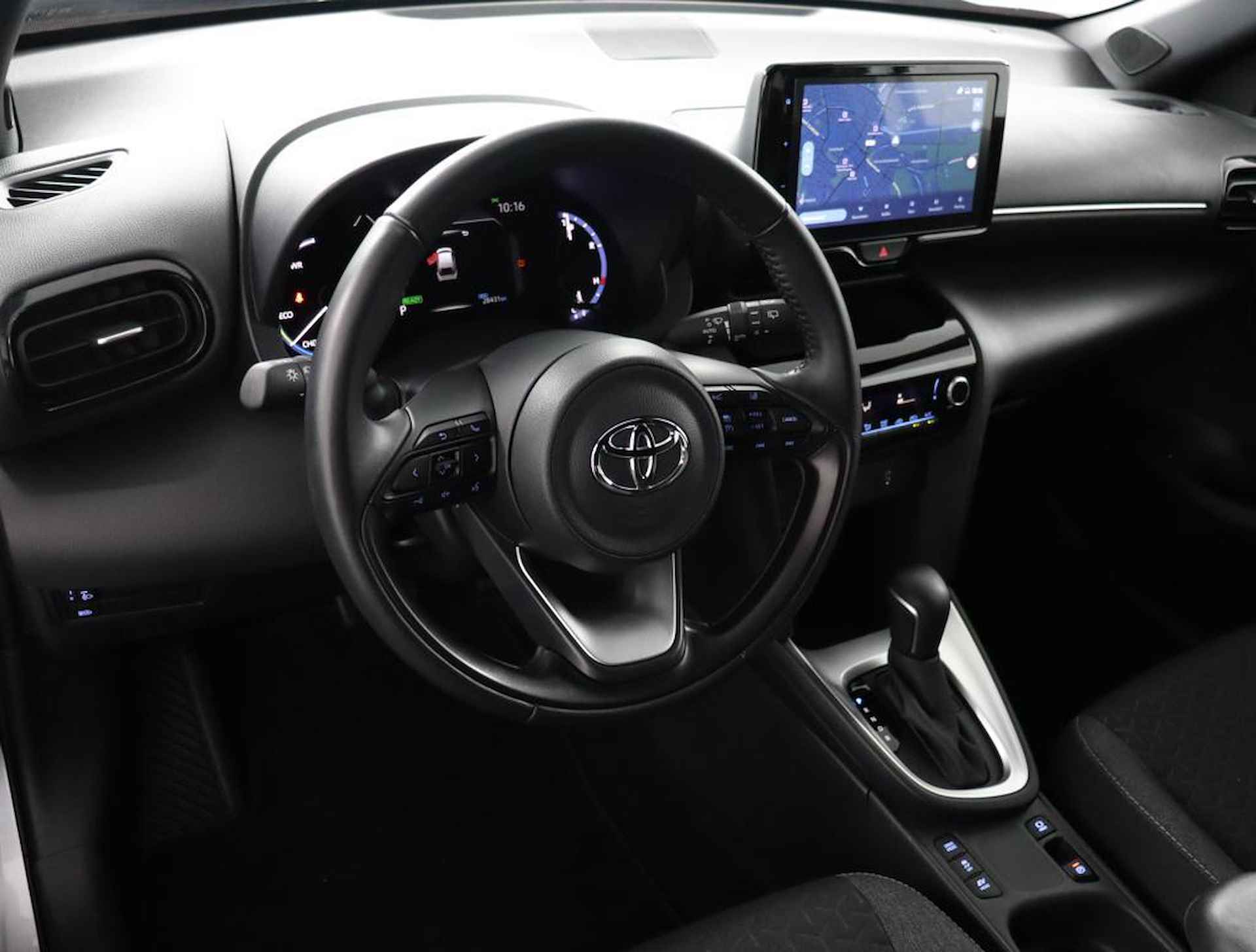 Toyota Yaris Cross 1.5 Hybrid Dynamic | Navigatie | Climate control | Adaptieve cruise control | - 39/46