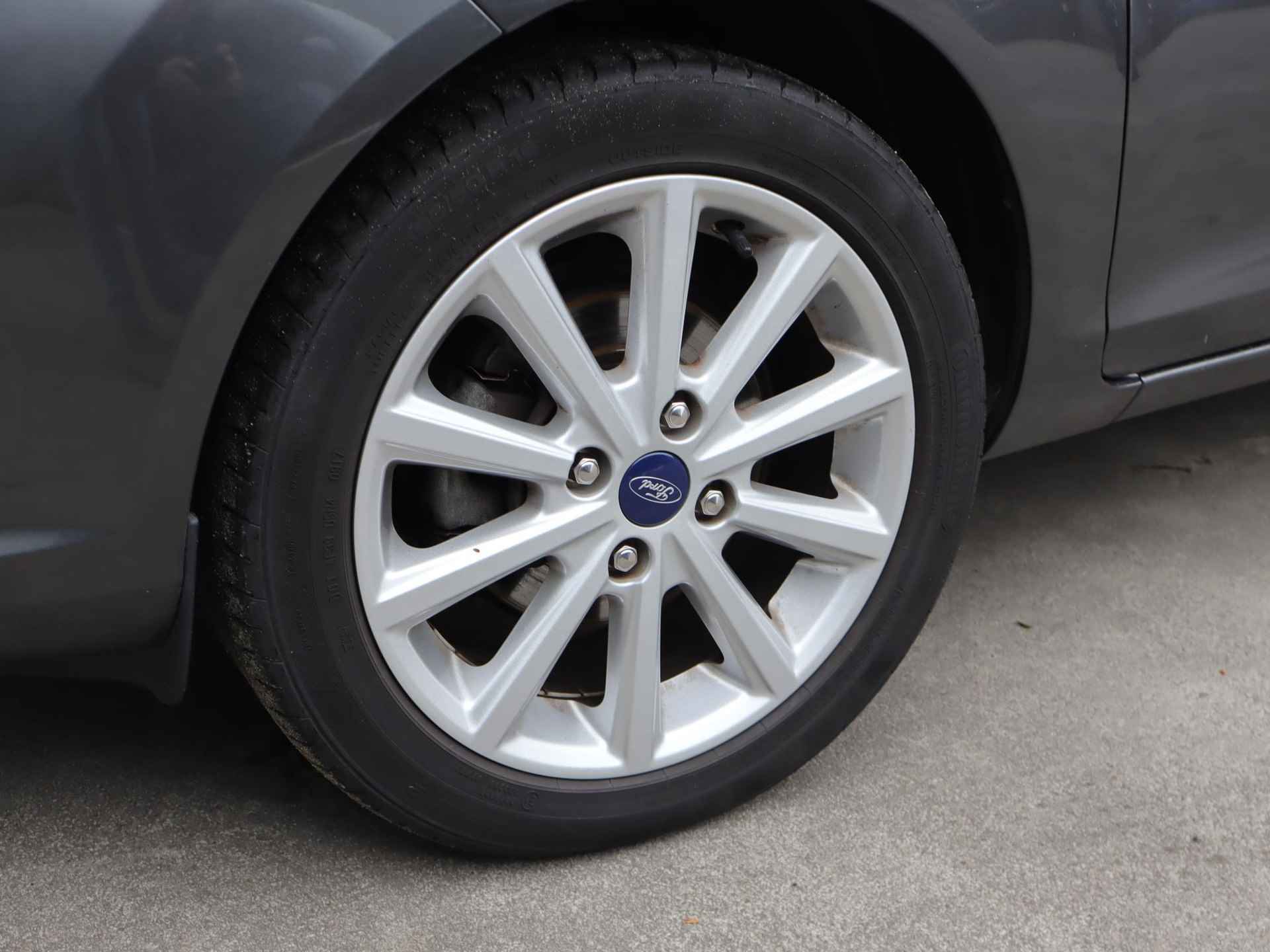 Ford Fiesta 1.0 EcoBoost Titanium 100pk | Cruise control | Navigatie | Parkeer sensoren | Lichtmetalen velgen | Voorruitverwarming - 7/39