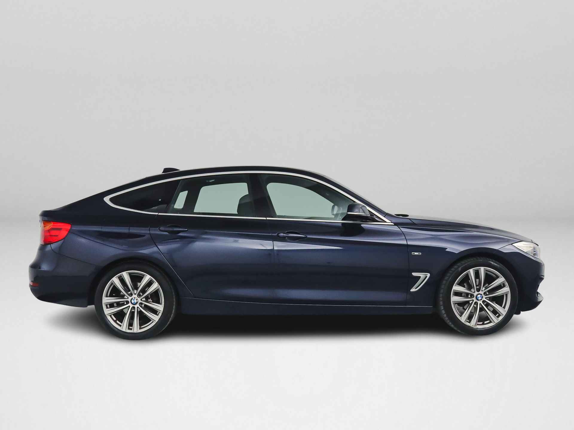 BMW 3-serie Gran Turismo 320i Aut. High Executive | Panoramadak | Stoelverwarming - 6/34