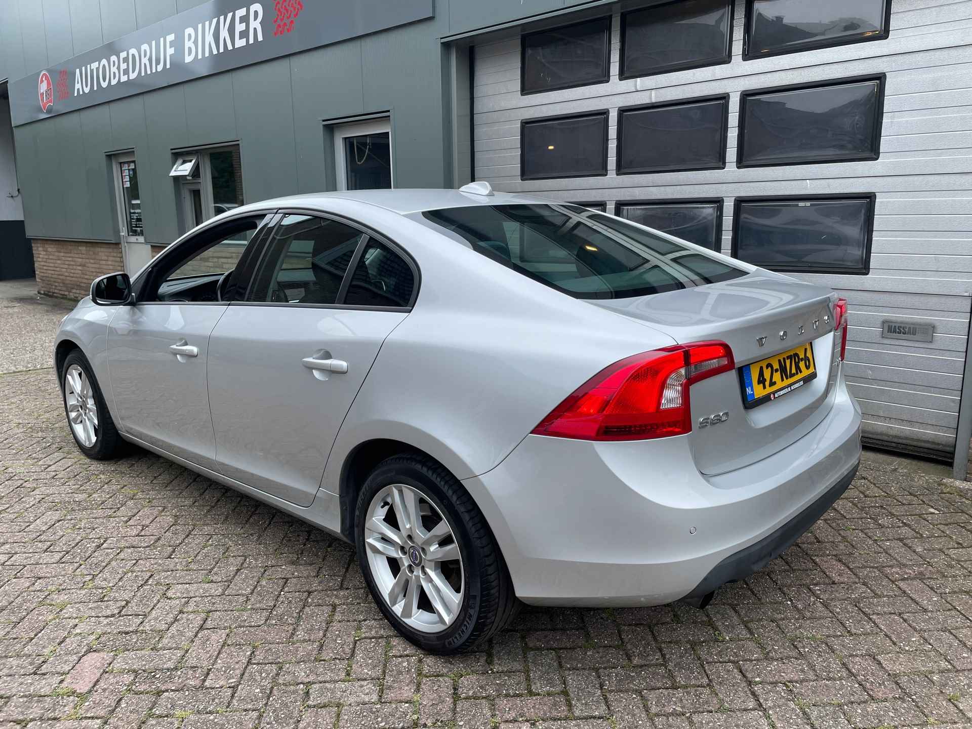 Volvo S60 1.6 T3 Base Professional - 3/16