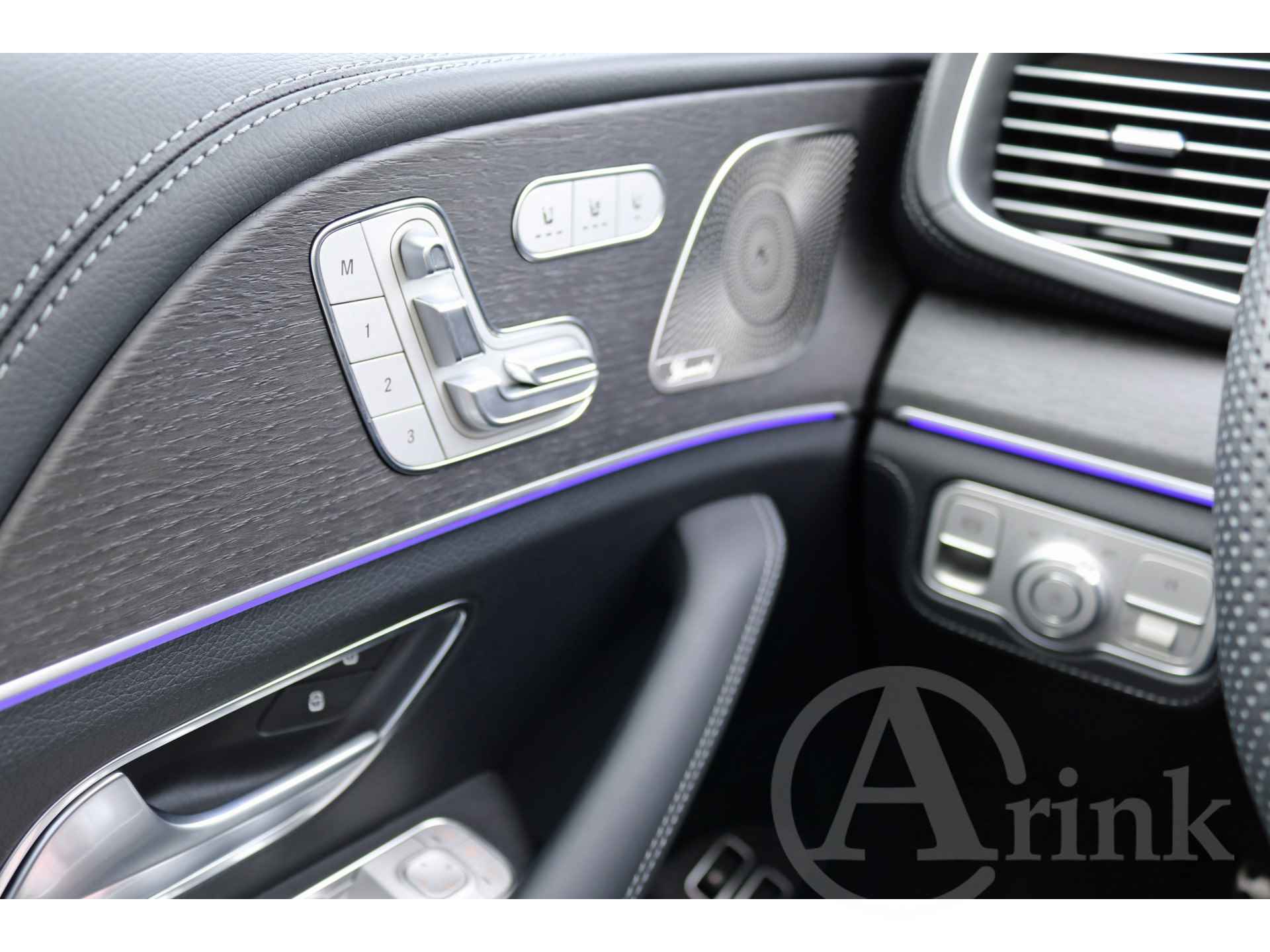 Mercedes-Benz GLE Coupé 400 e 4MATIC AMG Line Premium Panoramadak Airmatic Rijassistentiepakket - 31/34