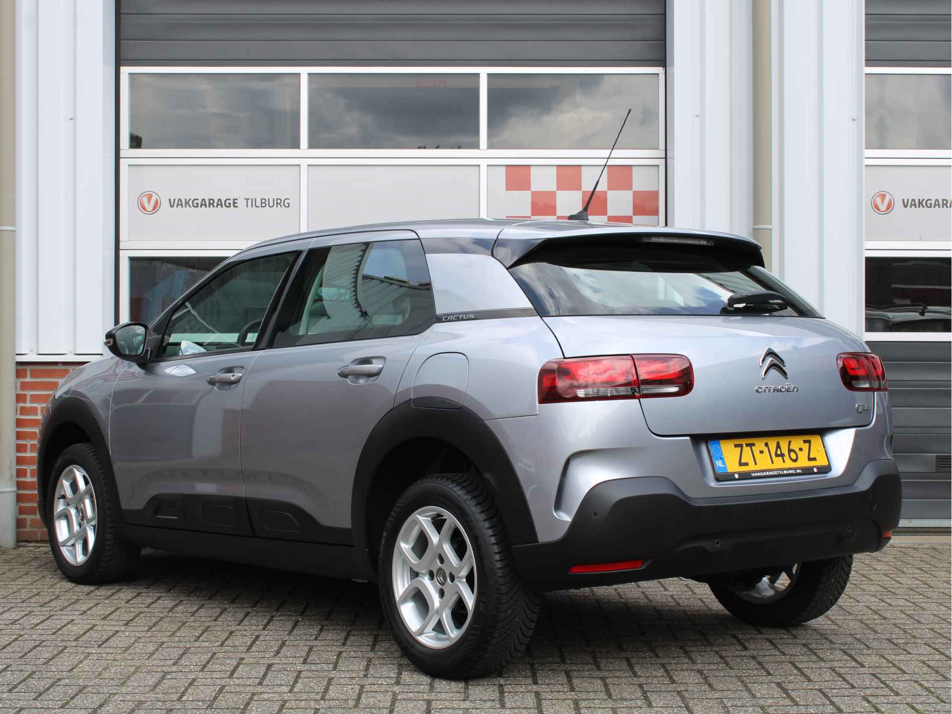 Citroën C4 Cactus 1.2 Puretech 110PK Business /NAVI/PDC/Cruise/LED/Apple carplay/Bluetooth/Climate/Lane assist/NAP! 2e eig! - 3/47