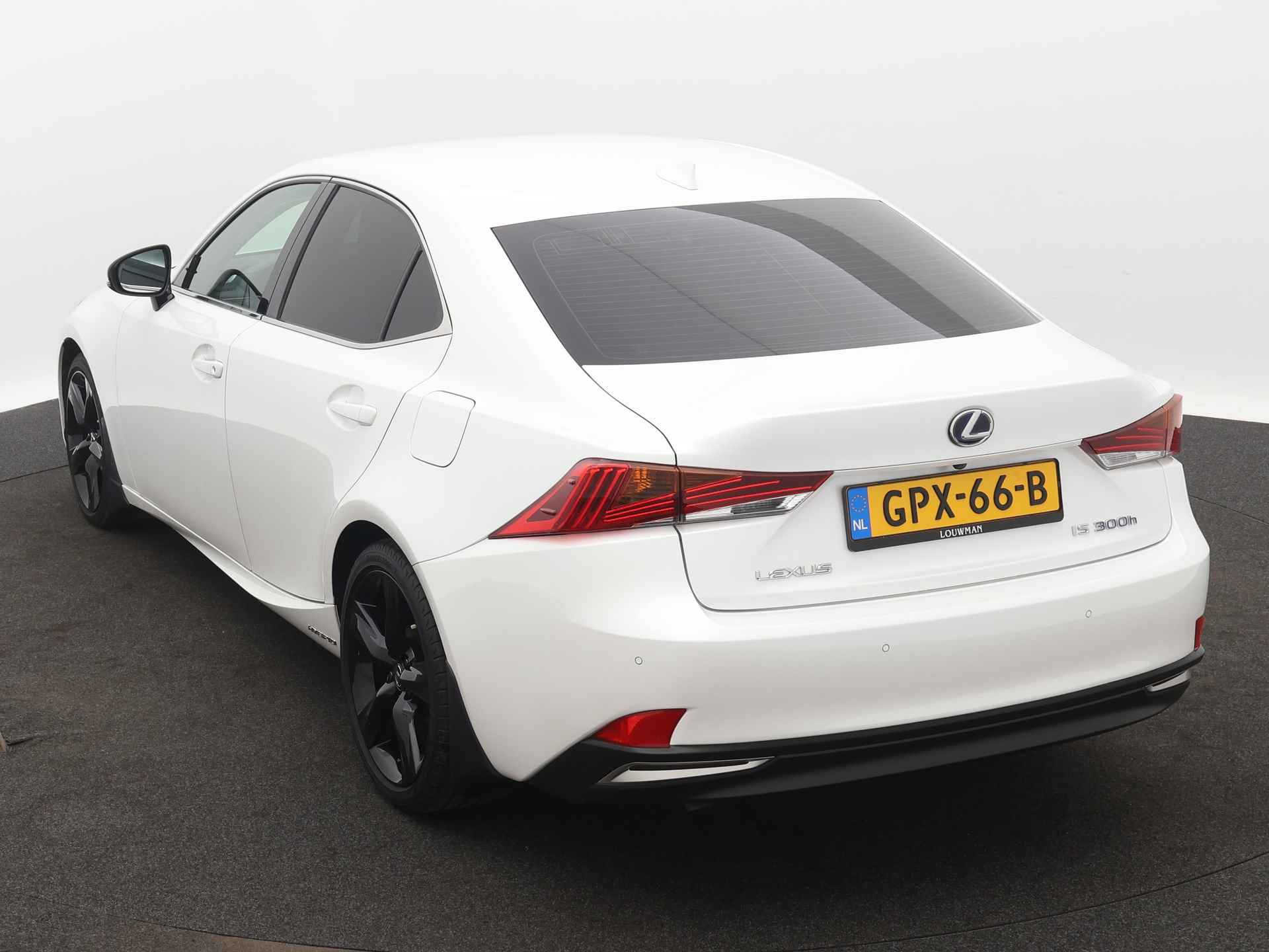 Lexus IS 300h Hybrid Limited | Cruise Control Adaptief | LM velgen | Navigatie | Climate Control | - 17/43