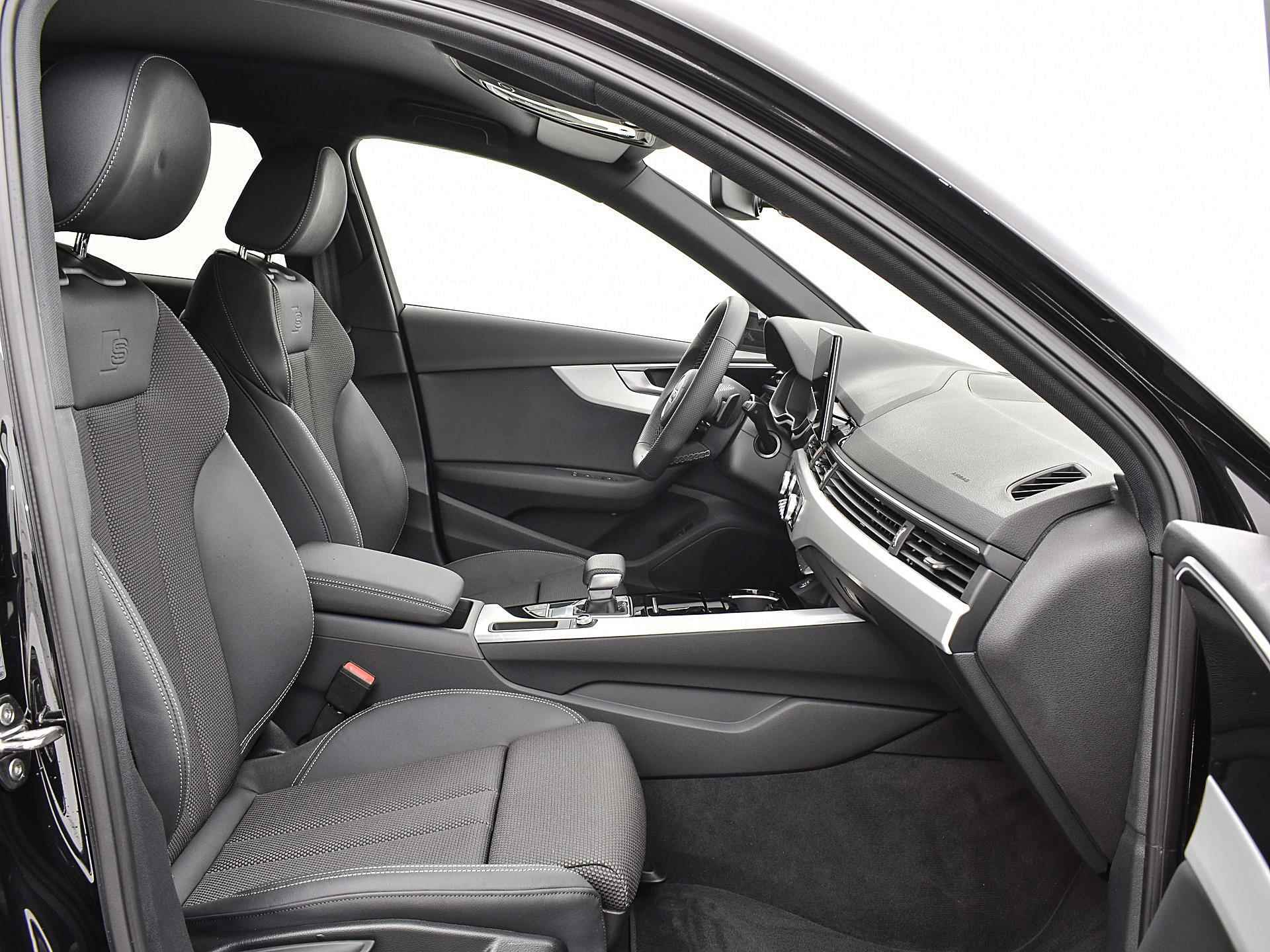 Audi A4 Avant 35 TFSI 150pk S-Tronic S Edition Competition | Camera | Apple Car Play | Navigatie | Elek. Achterklep | Sportstoelen | Stoelverwarming | P-Sensoren | Garantie t/m 18-09-2027 of 100.000km - 15/36