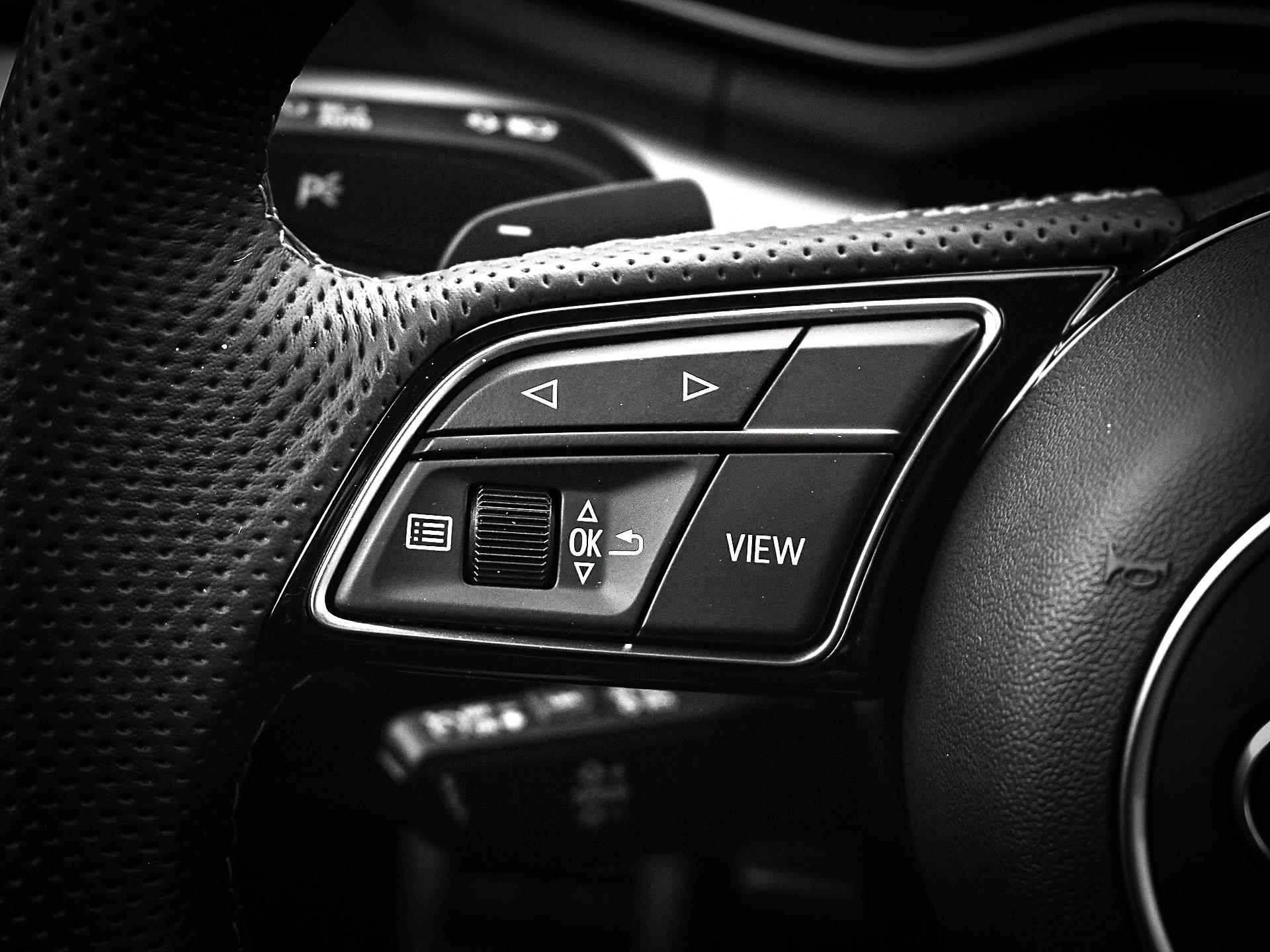 Audi A4 Avant 35 TFSI 150pk S-Tronic S Edition Competition | Camera | Apple Car Play | Navigatie | Elek. Achterklep | Sportstoelen | Stoelverwarming | P-Sensoren | Garantie t/m 18-09-2027 of 100.000km - 22/36