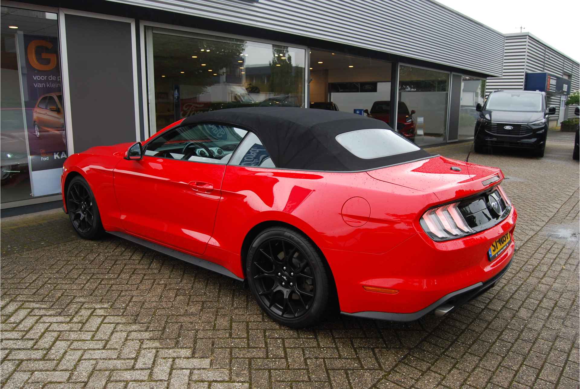 Ford Mustang Convertible 2.3 EcoBoost 290pk | NL-AUTO | ADAPTIEVE CRUISE | FULL LEDER | STOELVERKOELING | LEDER - 9/77