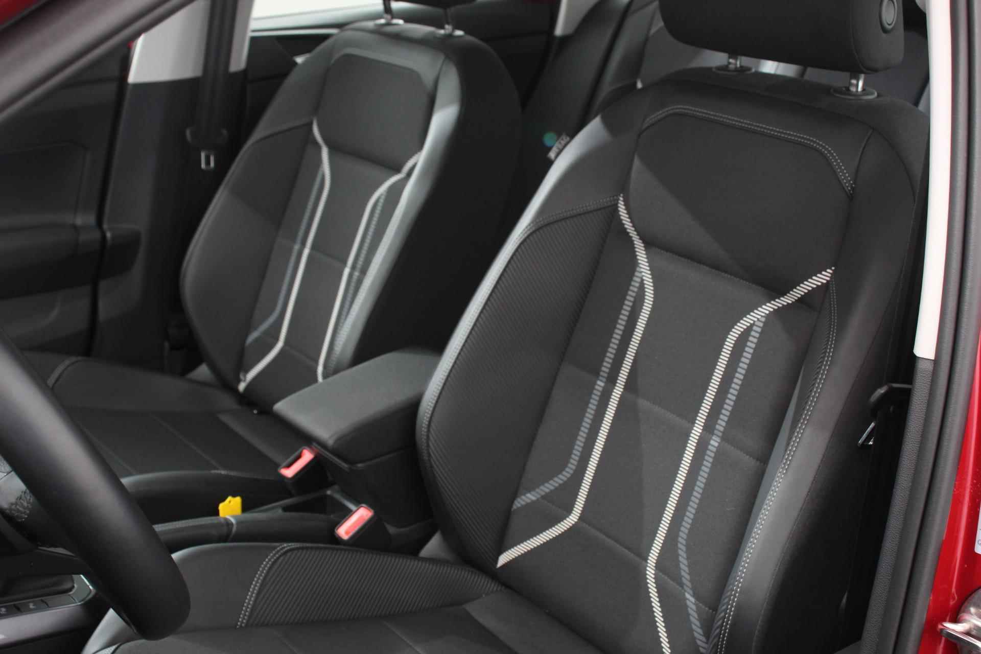 Volkswagen Taigo 1.5 TSI 150pk DSG Style | Navigatie | Apple Carplay/Android Auto | Parkeersensoren | Camera | Park Assist | Blind Spot Assist | Adaptive Cruise Control | Stoelverwarming | Virtual Cockpit | LED-koplampen - 10/30