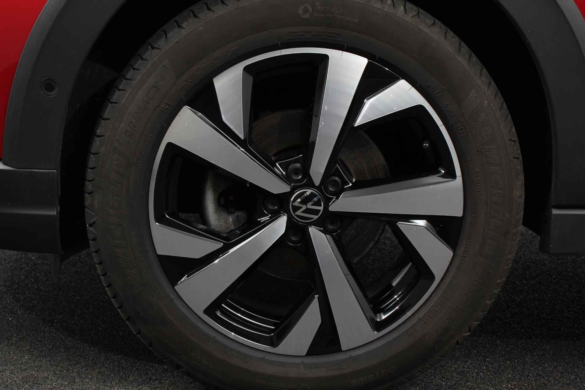 Volkswagen Taigo 1.5 TSI 150pk DSG Style | Navigatie | Apple Carplay/Android Auto | Parkeersensoren | Camera | Park Assist | Blind Spot Assist | Adaptive Cruise Control | Stoelverwarming | Virtual Cockpit | LED-koplampen - 24/30