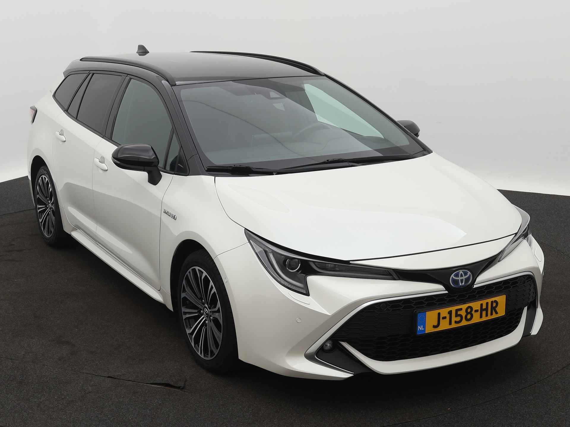 Toyota Corolla Touring Sports 1.8 Hybrid Executive Limited | Bi-tone | Winter Pack | Half lederen bekleding | Navigatie | Camera | Parkeersensoren | - 29/45