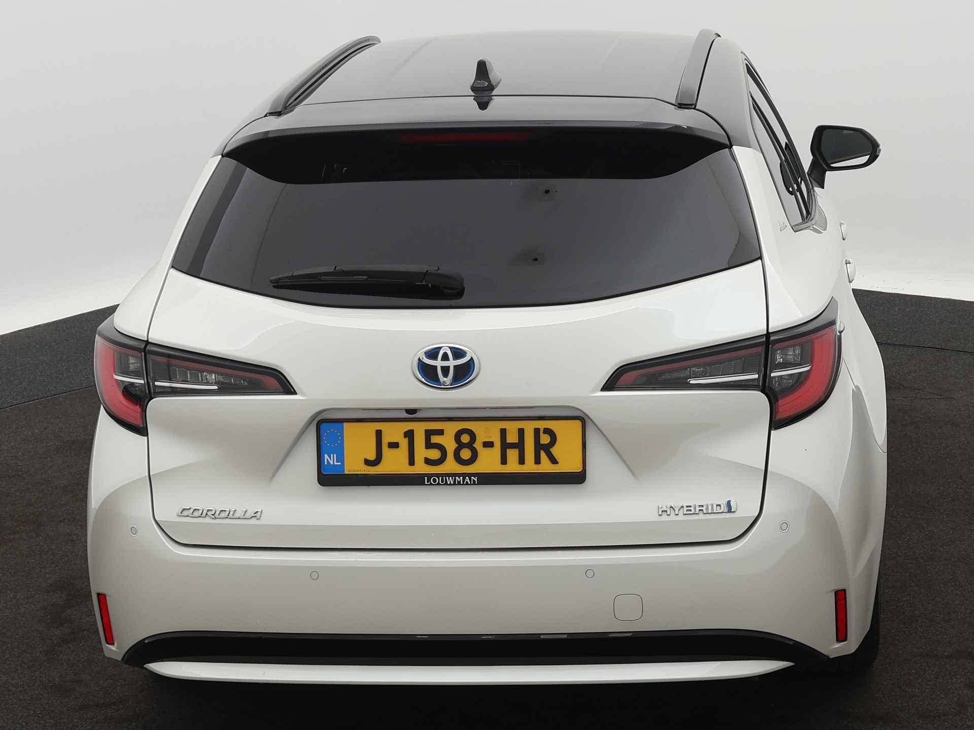 Toyota Corolla Touring Sports 1.8 Hybrid Executive Limited | Bi-tone | Winter Pack | Half lederen bekleding | Navigatie | Camera | Parkeersensoren | - 30/45