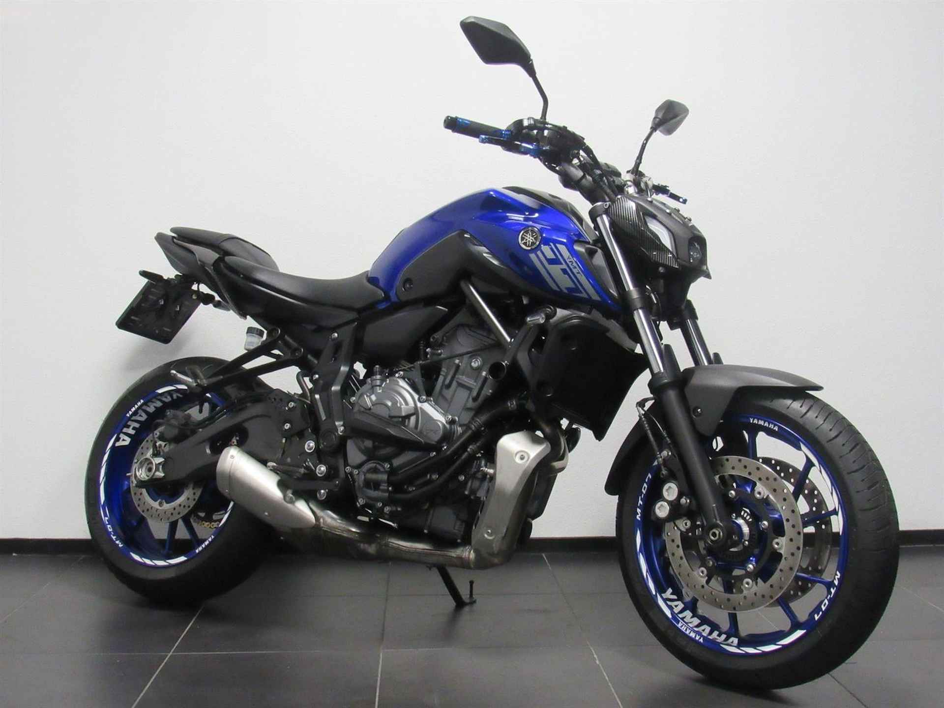 Yamaha MT-07 ABS - 2021 - 2/14