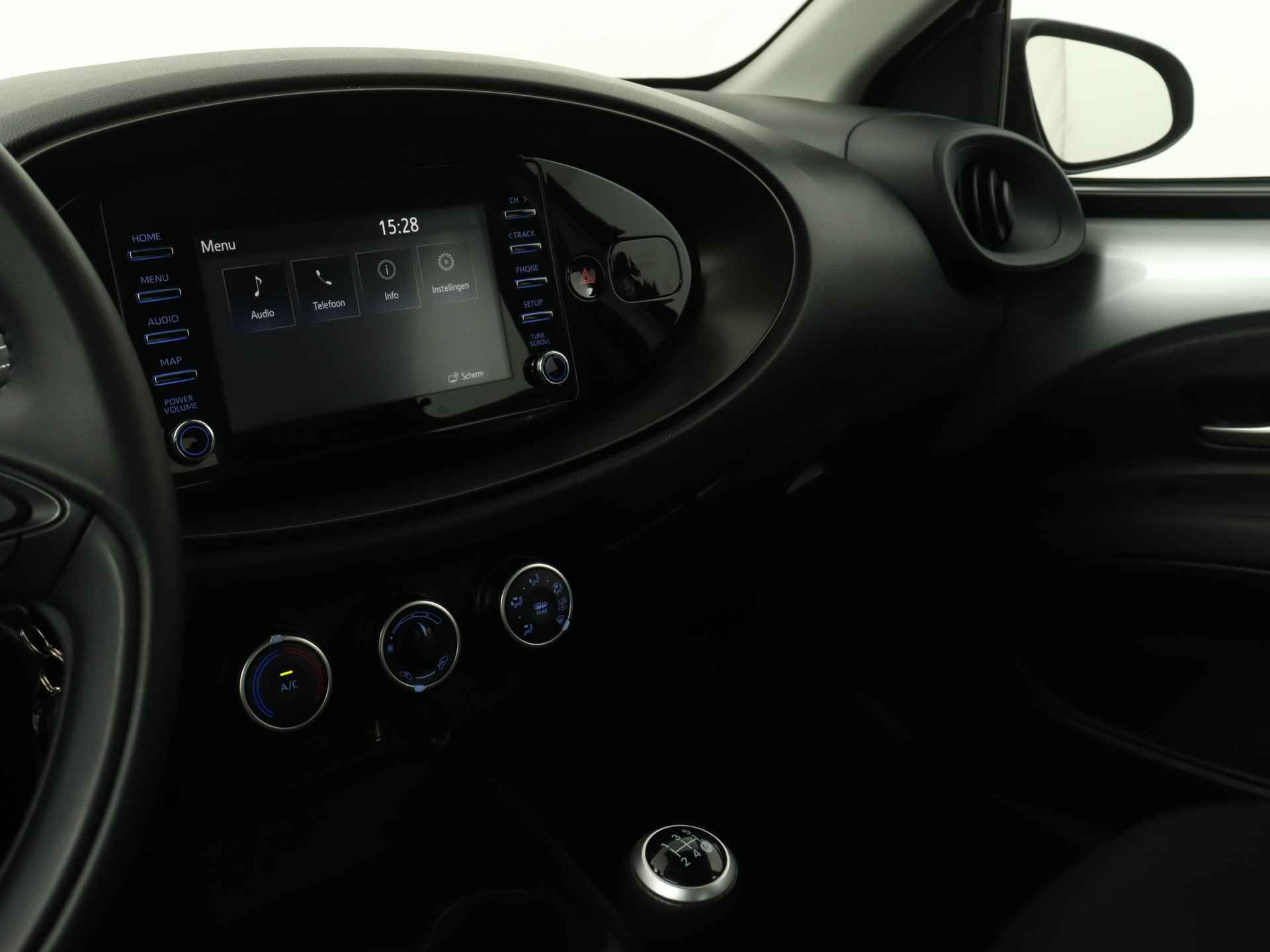 Toyota Aygo X 1.0 VVT-i MT play | Camera | Airco | Apple Carplay/Android Auto | - 8/41