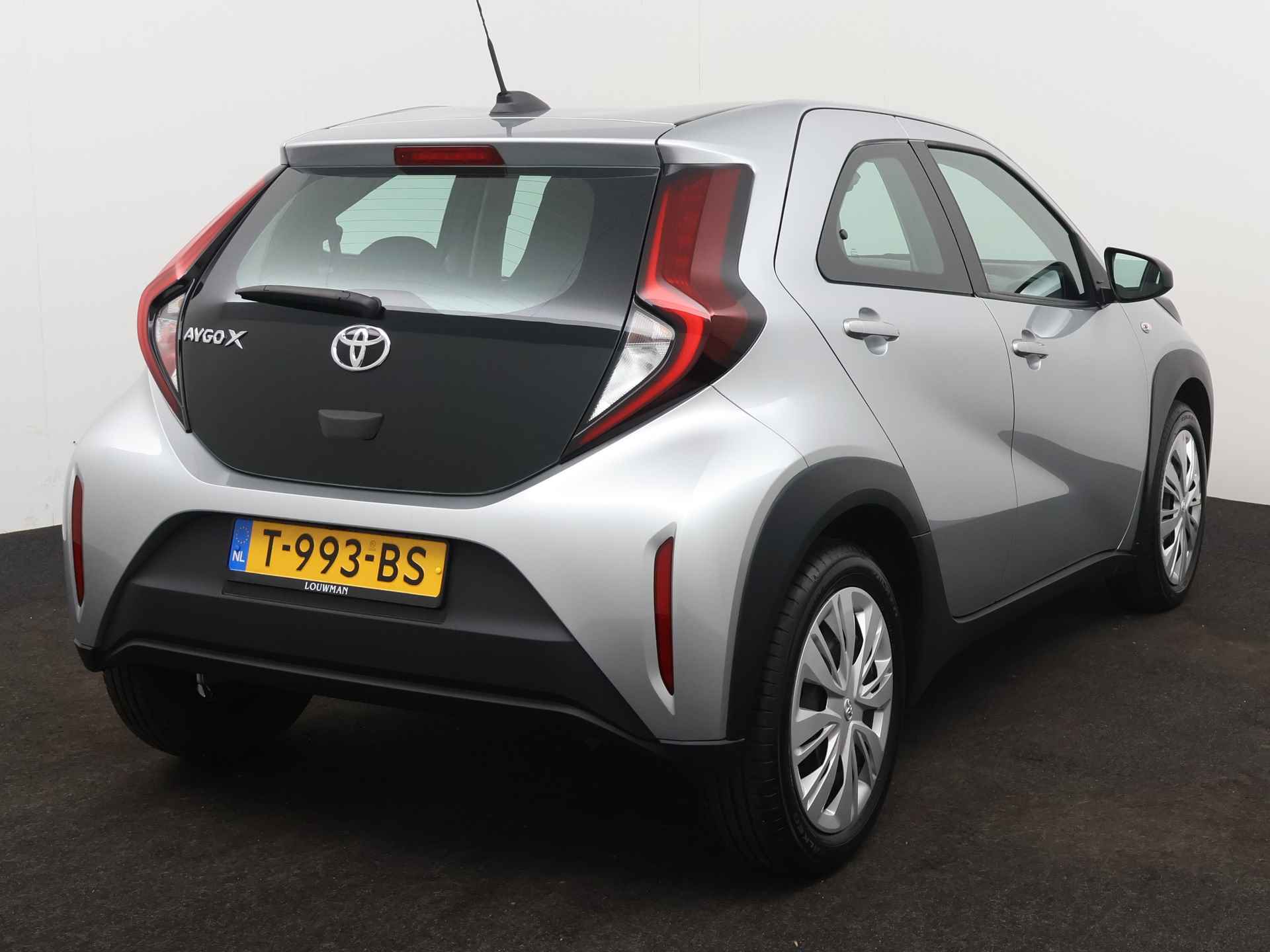 Toyota Aygo X 1.0 VVT-i MT play | Camera | Airco | Apple Carplay/Android Auto | - 17/41