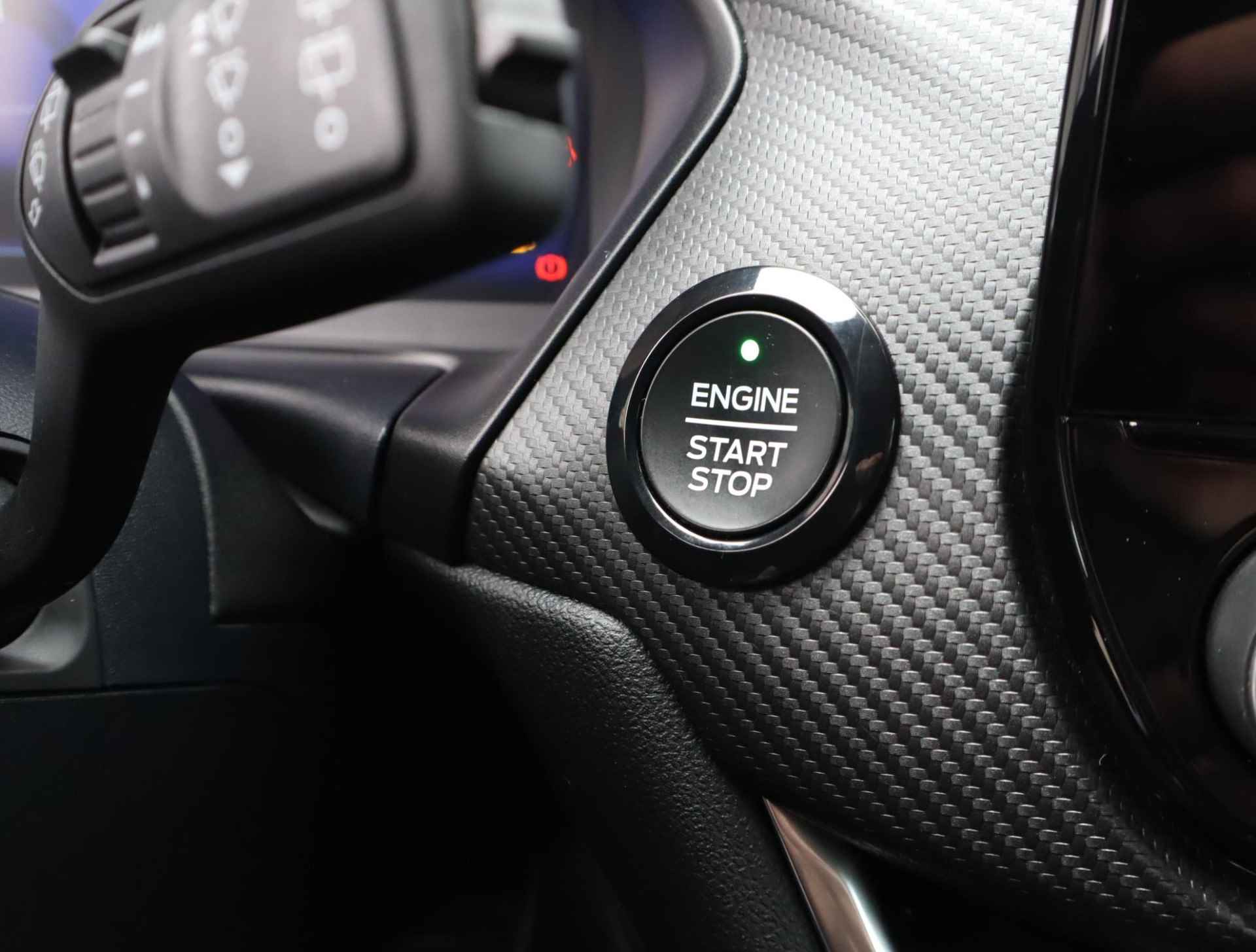 Ford Puma 1.0 EcoBoost Hybrid ST-Line X First Edition 155 PK | LED Koplampen | Elektrische achterklep | Keyless | Navigatie | Apple Carplay & Android Auto | BLIS | Adaptieve Cruise Control | 1ste eigenaar - 17/50