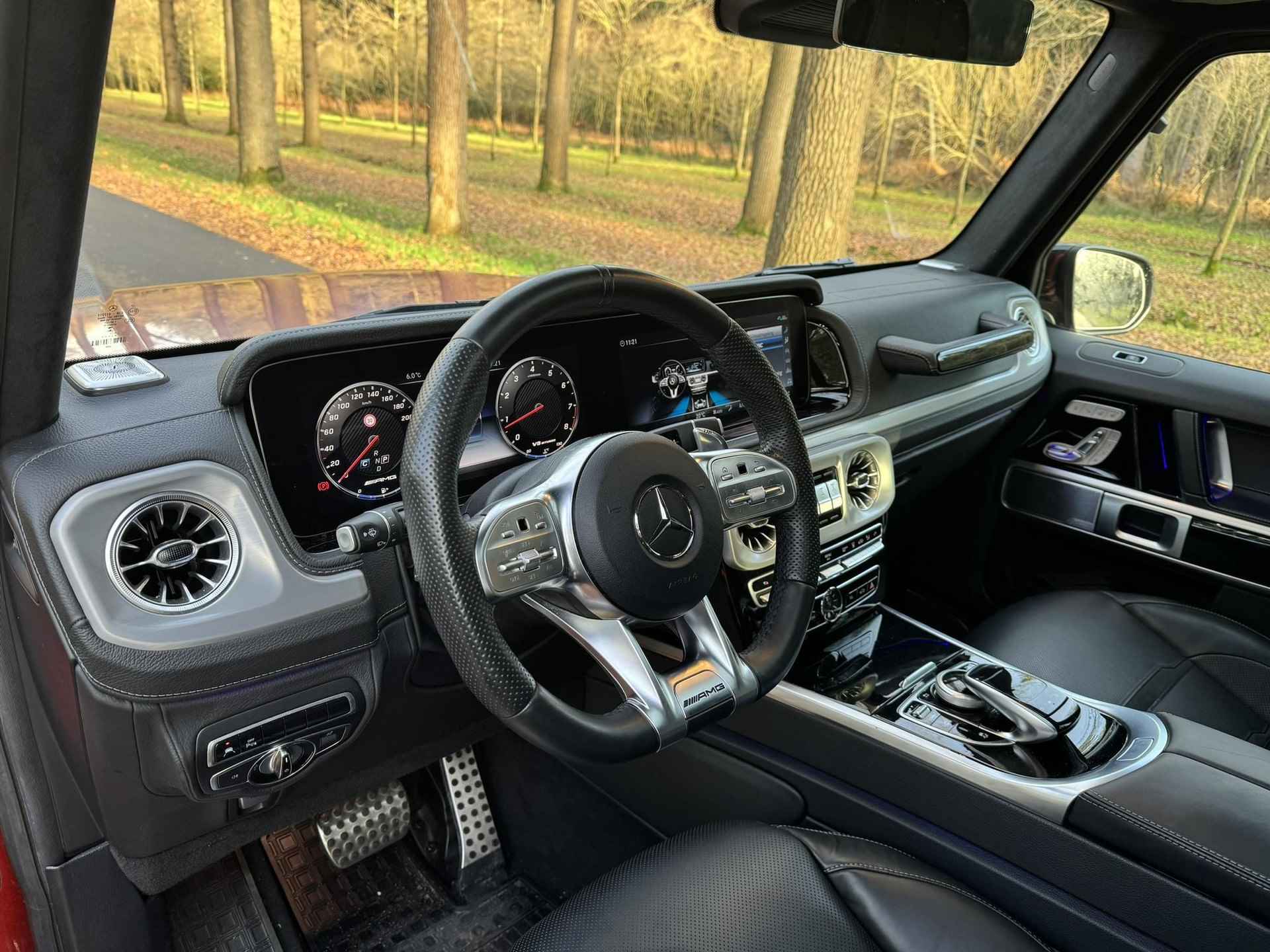 Mercedes-Benz G-klasse 63 | Burmester | 360°-camera | Rijassistentie Pakket | Stoel - Ventilatie/verwarming | Nightpakket incl. 22'' Velgen | Treeplanken | Schuifdak - 21/31