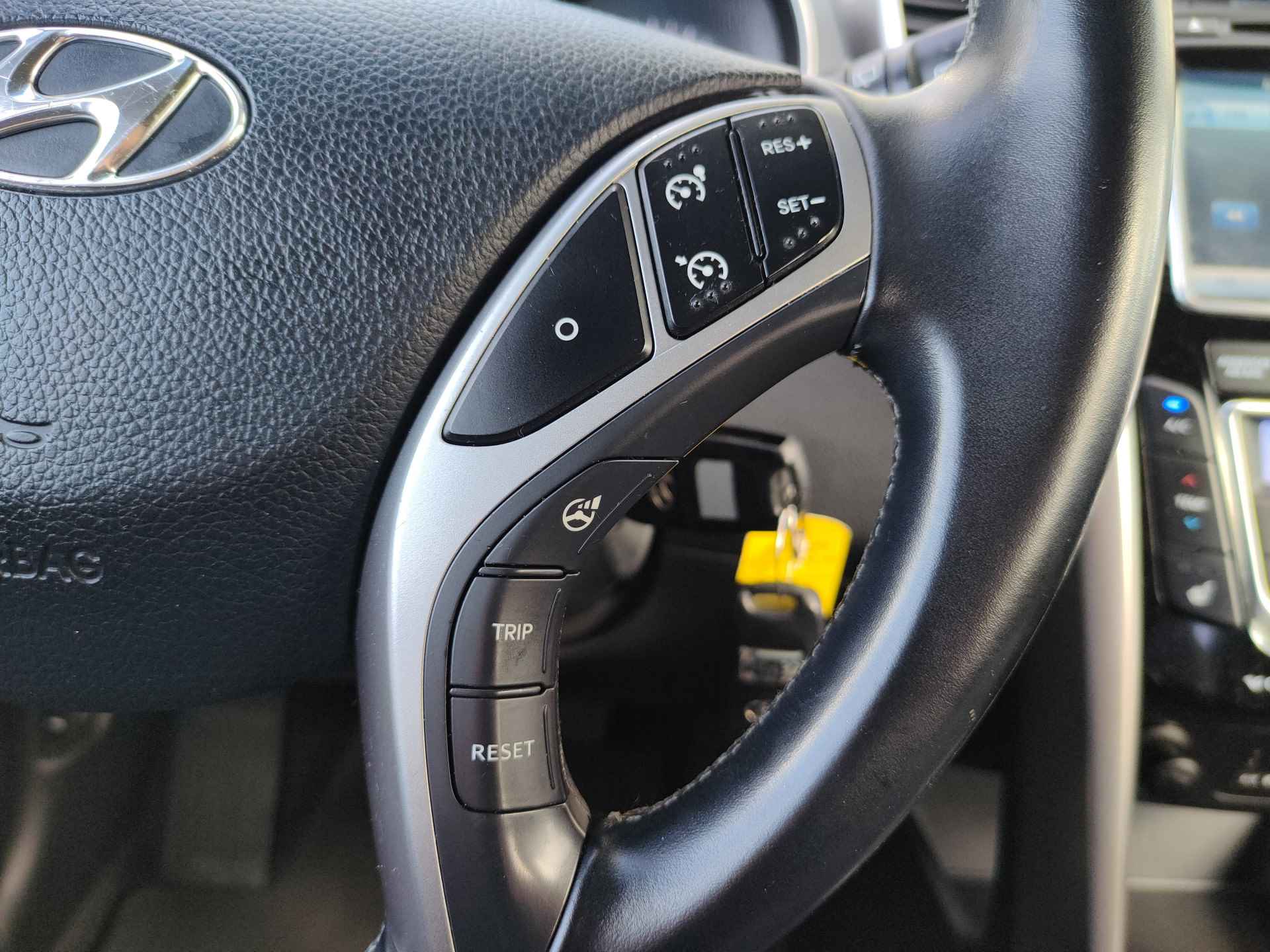 Hyundai i30 1.6 GDI Go! Plus | CRUISE CONTROL | NAVI | STOELVERWARMING | CLIMA | - 20/33