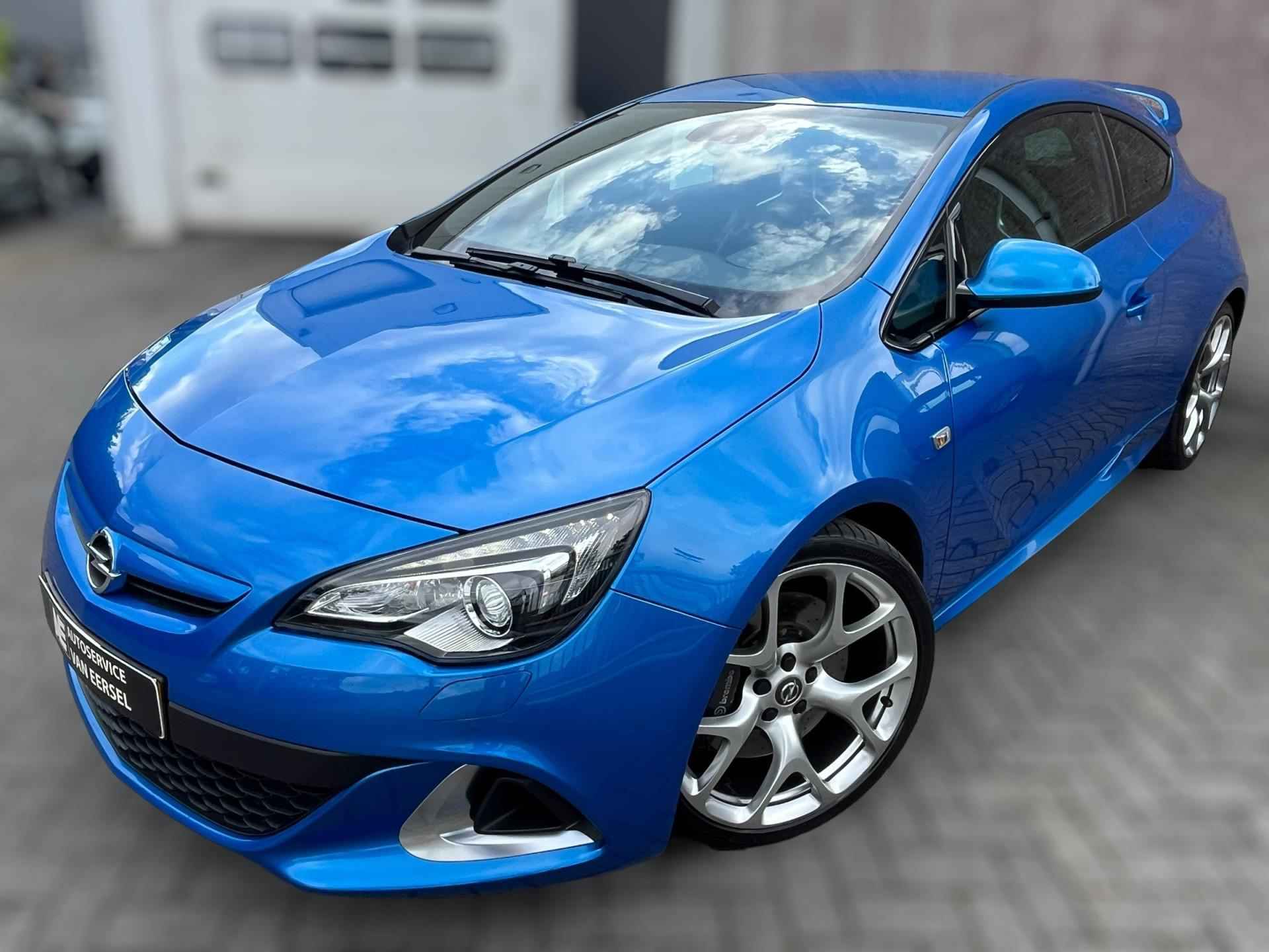 Opel Astra GTC 2.0 Turbo OPC 280PK / 206KW / 20 INCH LMV / BUCKET SEATS / GOED ONDERHOUDEN / LED / LEDER / ZEER NETTE STAAT - 1/35