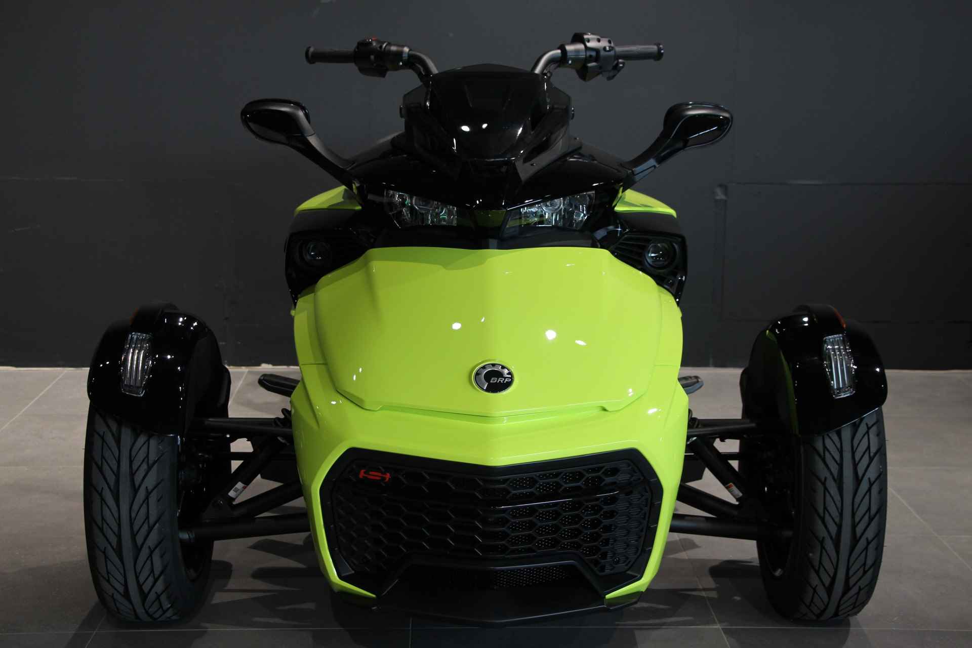 CAN-AM SPYDER F3-S SPECIAL SERIES - 2/14