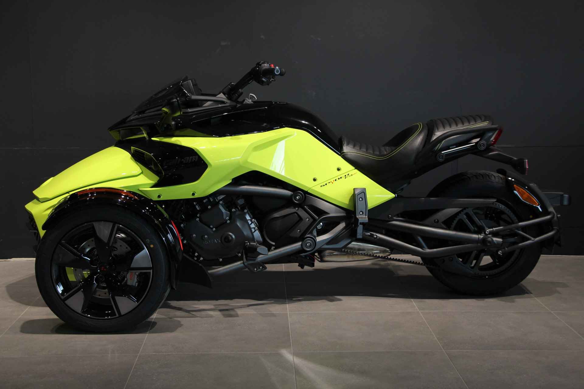 CAN-AM SPYDER F3-S SPECIAL SERIES - 4/14