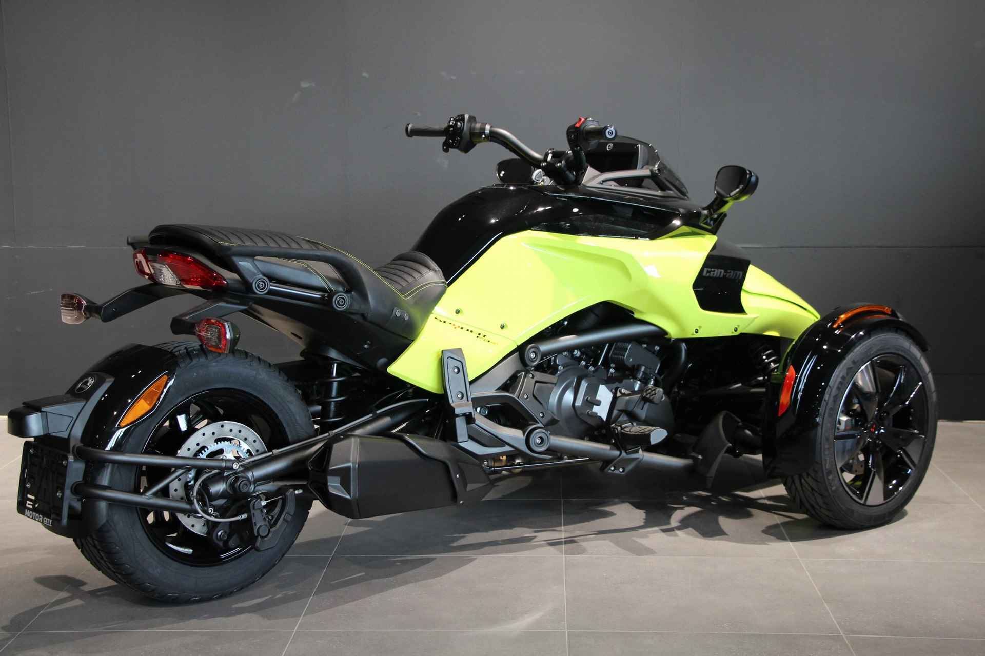 CAN-AM SPYDER F3-S SPECIAL SERIES - 6/14