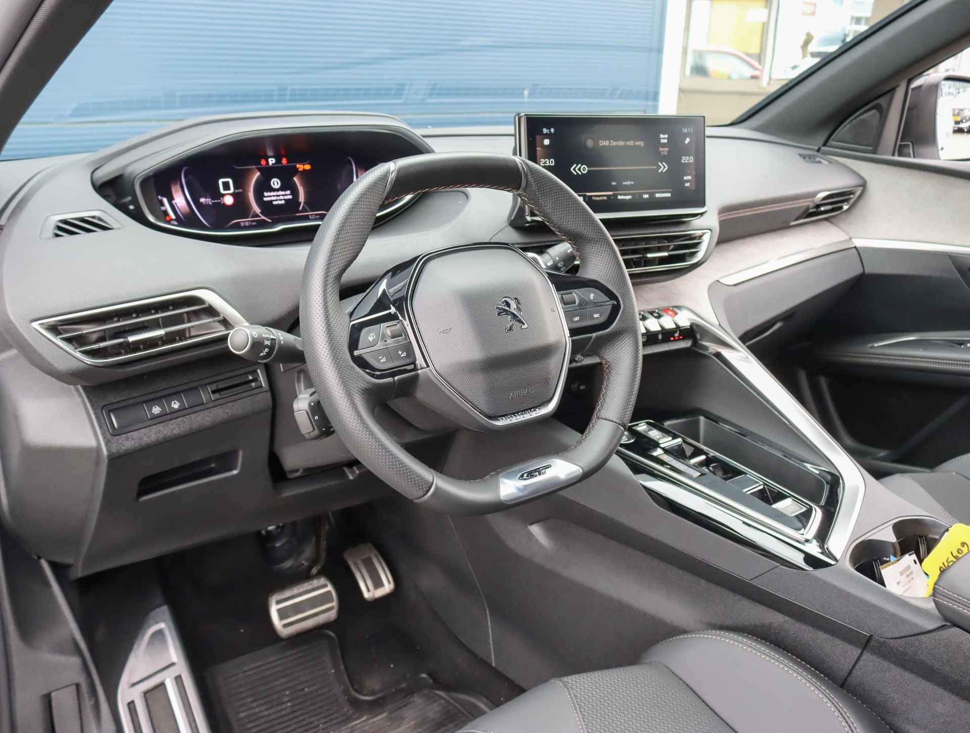 Peugeot 3008 1.2 130 PK GT | stoelverwarming | camera | Apple carplay/ Android auto | - 5/51