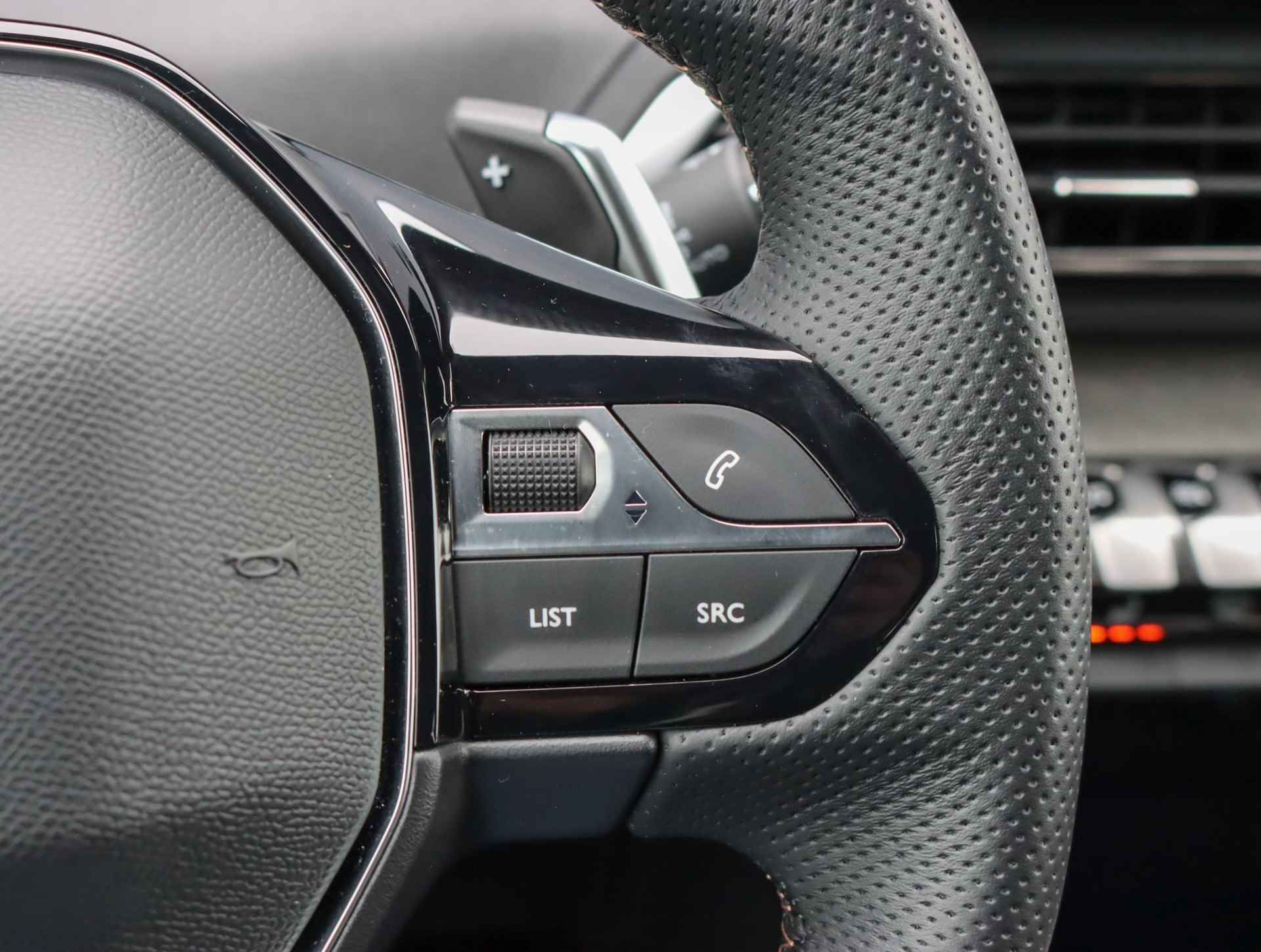 Peugeot 3008 1.2 130 PK GT | stoelverwarming | camera | Apple carplay/ Android auto | - 12/51