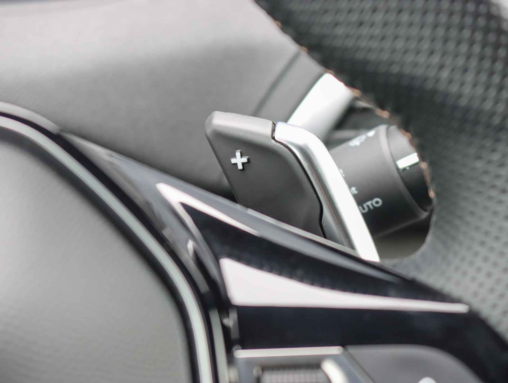 Peugeot 3008 1.2 PureTech GT | stoelverwarming | camera | Apple carplay/ Android auto | - 23/51