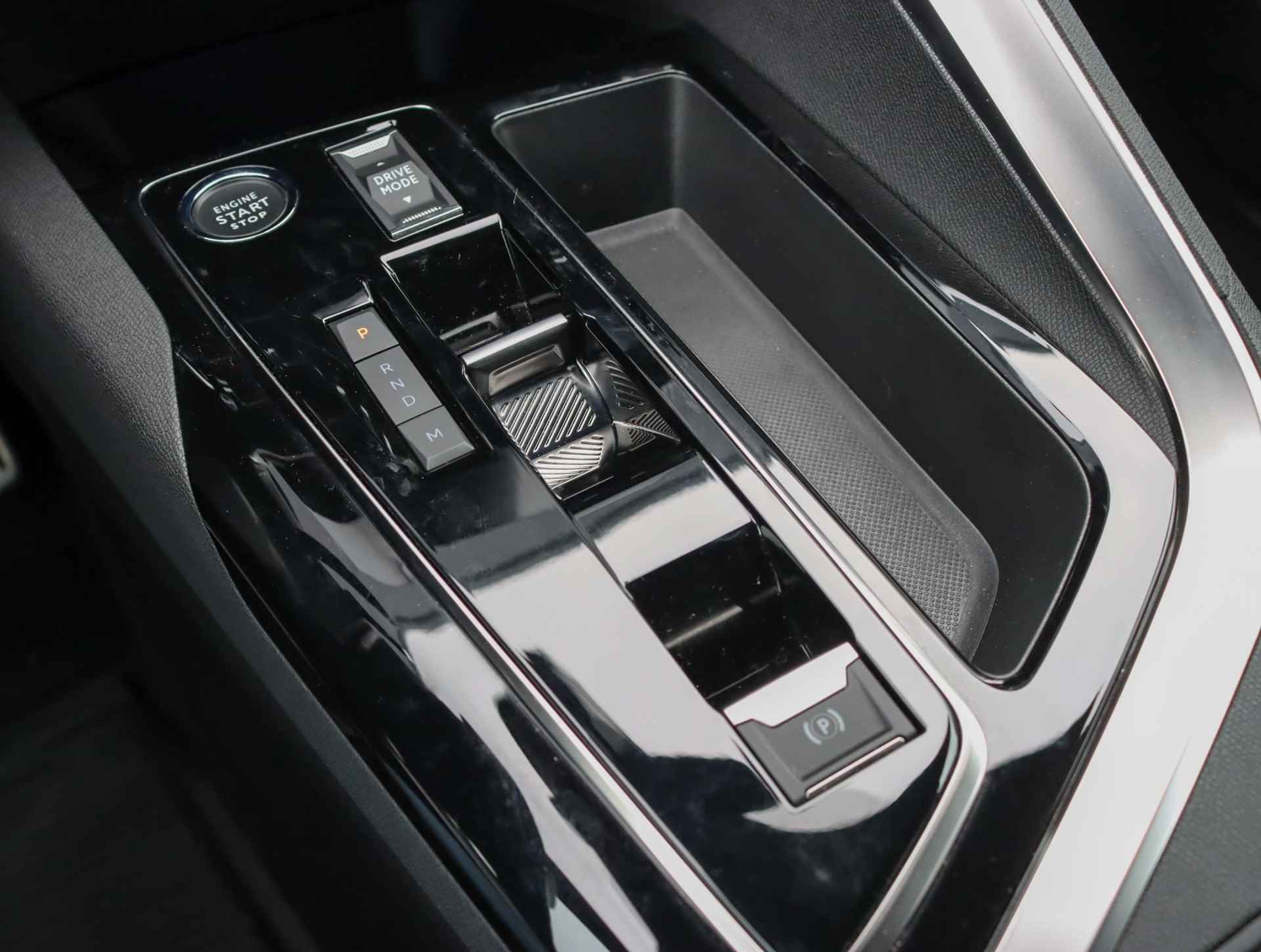 Peugeot 3008 1.2 PureTech GT | stoelverwarming | camera | Apple carplay/ Android auto | - 39/51
