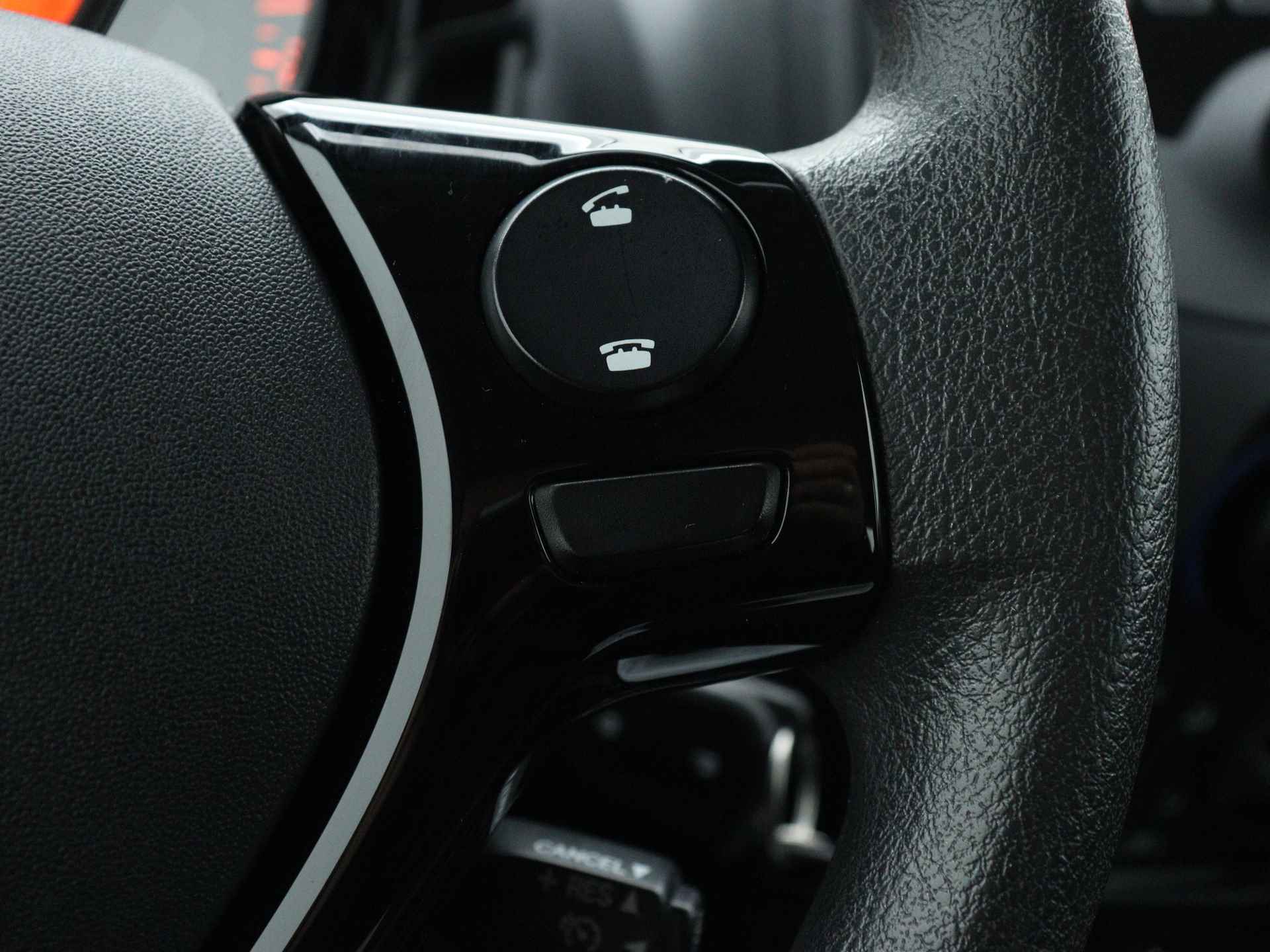 Toyota Aygo 1.0 VVT-i x-fun | Airco | Bluetooth | - 22/40