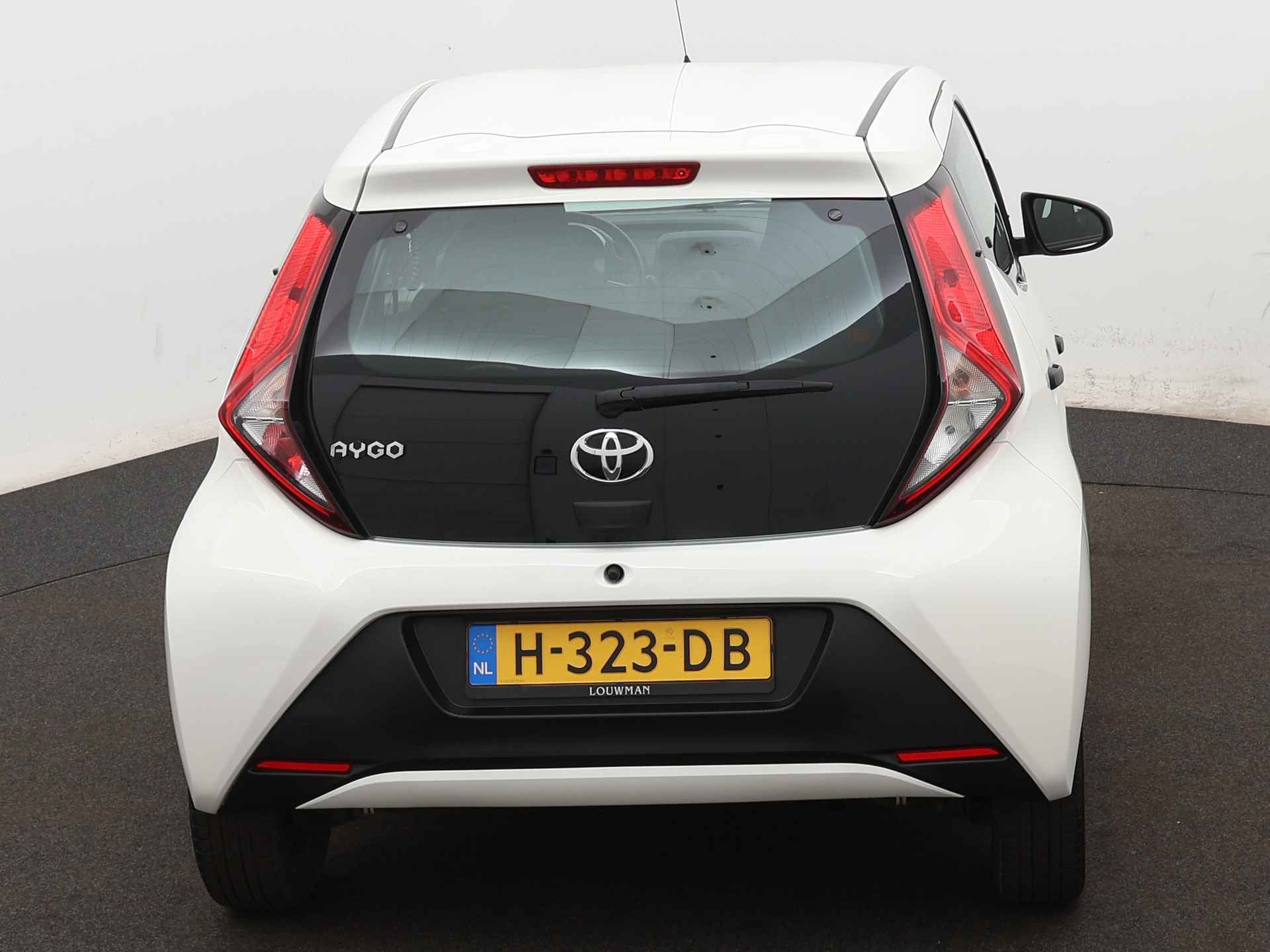 Toyota Aygo 1.0 VVT-i x-fun | Airco | Bluetooth | - 29/40