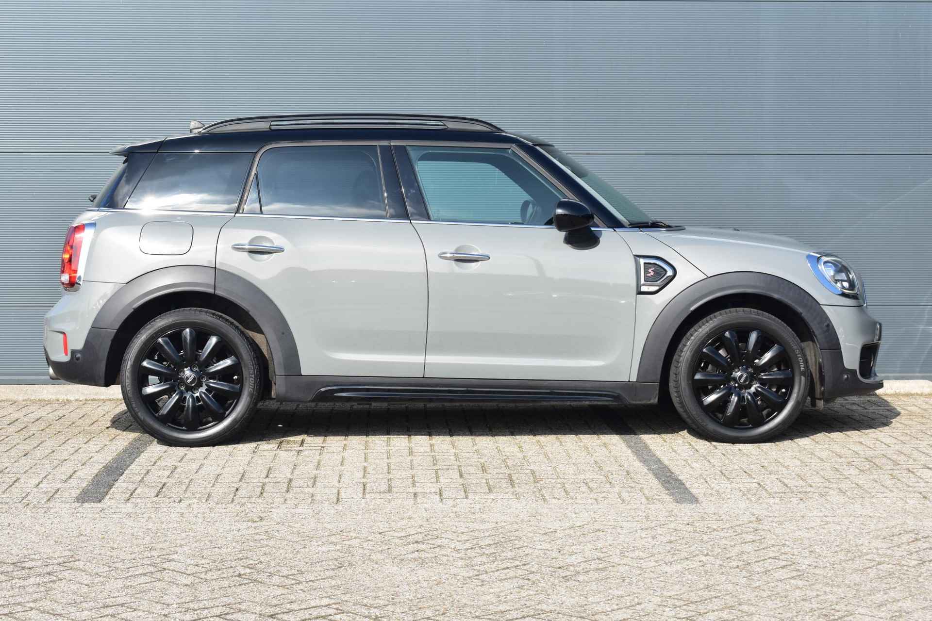 Mini Mini Countryman 2.0 Cooper S Chili 192pk | Automaat | Navigatie | Keyless entry | Parkeersensoren | Stoelverwarming | Climate Control - 4/31