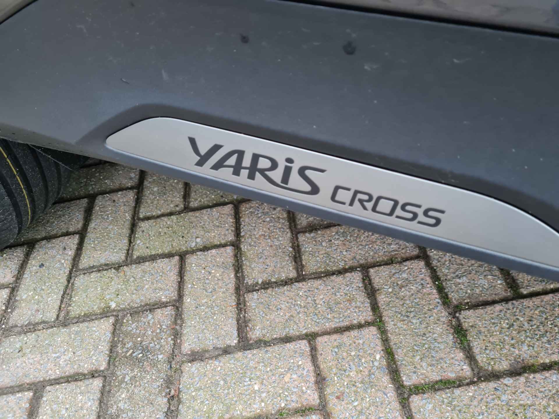 Toyota Yaris Cross 1.5 VVT-I HYBRID 116 PK CVT DYNAMIC | NAVI |CLIMATRONIC | NIEUW | DIRECT RIJDEN | - 12/19