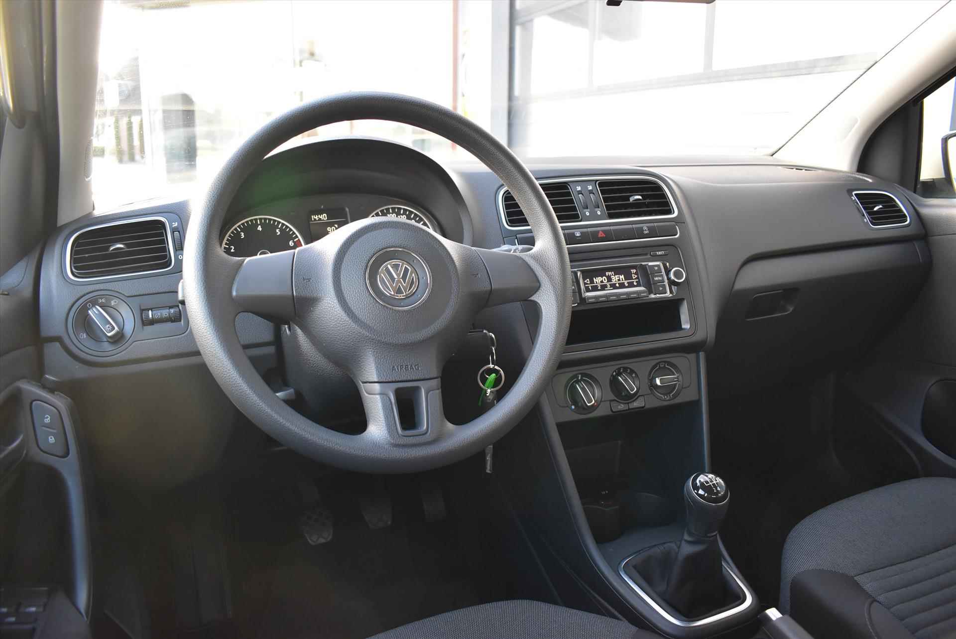 VOLKSWAGEN Polo 1.2 TSI 90pk Edition - 25/31