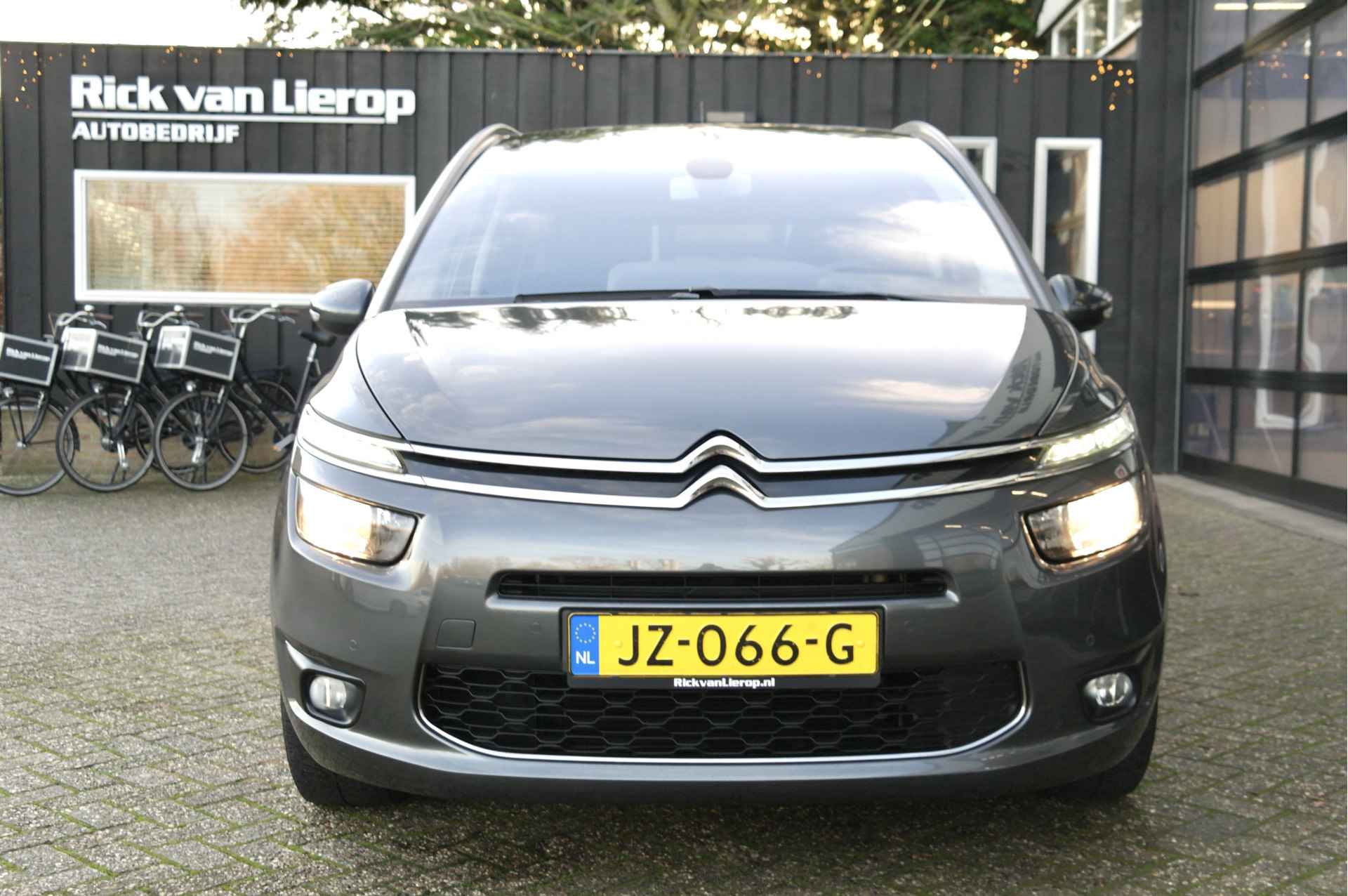 Citroën Grand C4 Picasso 1.2 PureTech Intensive / NL-Auto / Cruise / Navi / Camera - 24/43