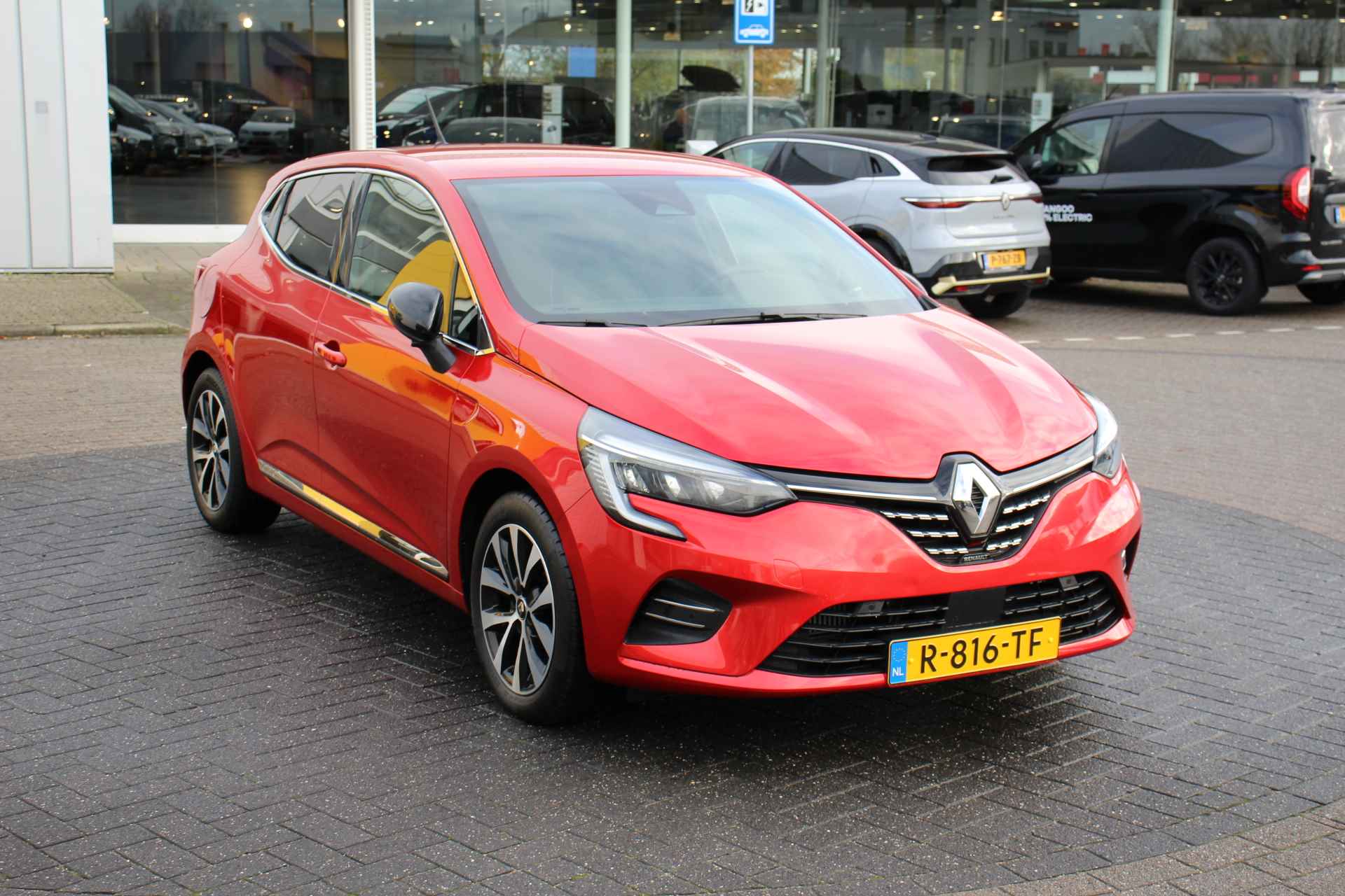Renault Clio 1.0 TCe 100 Intens Automaat X-Tronic - 27/36