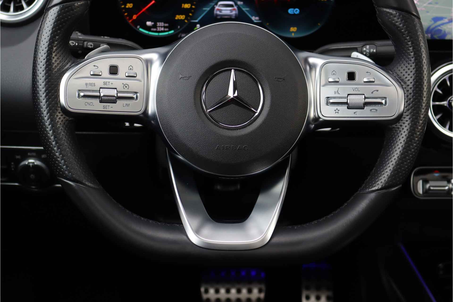 Mercedes-Benz EQA 250 Premium AMG Line 67 kWh | Panoramadak | Stoelventilatie | Memory | Leder | Trekhaak | HUD | Keyless Go | Advanced Sound System | Surround Camera | Dodehoekassistent | - 32/45