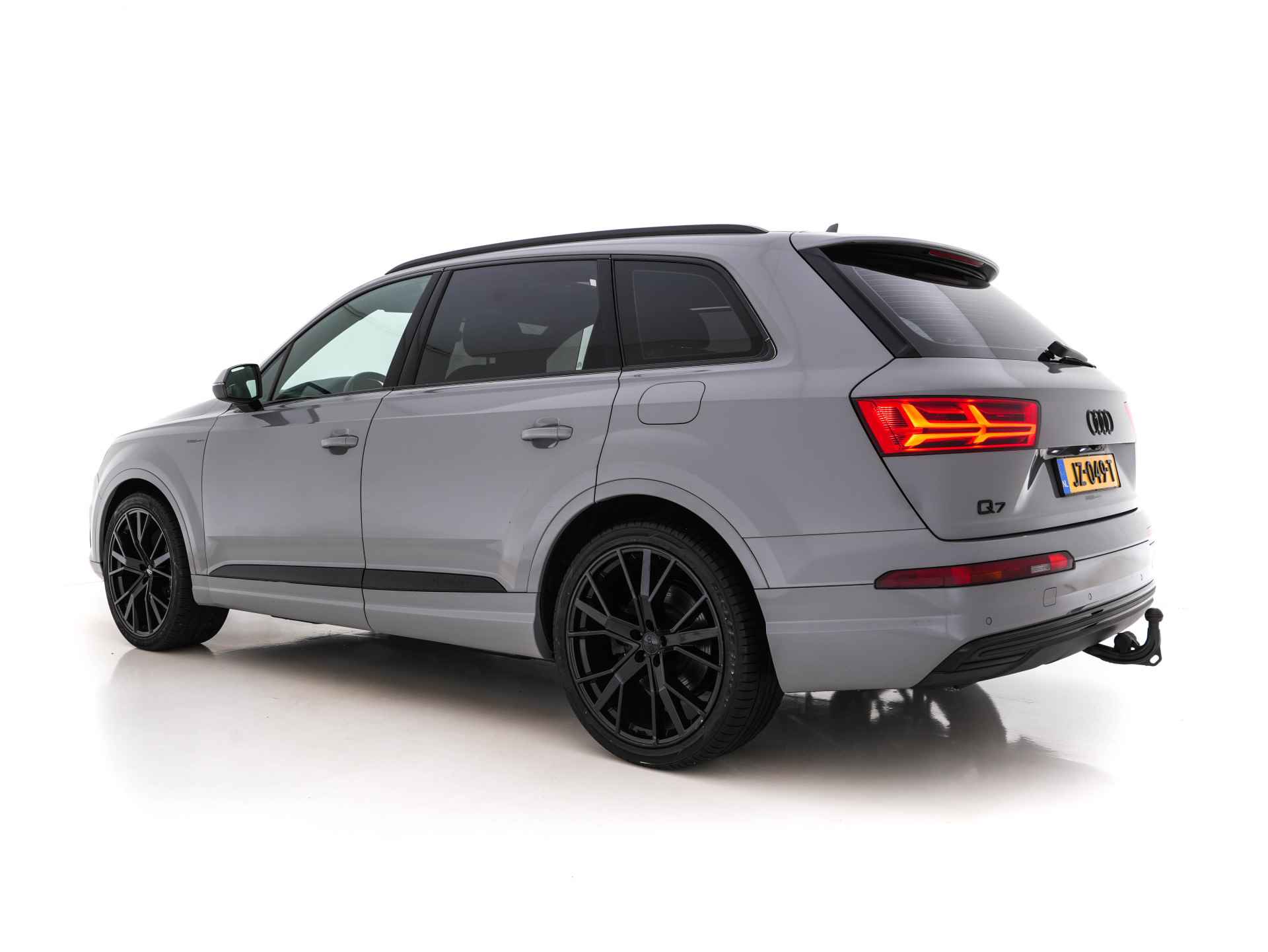 Audi Q7 3.0 TDI E-tron Quattro Premium Aut. *PANO | VALCONA-FULL-LEATHER | HEAD-UP | ADAPT.CRUISE | BOSE-SURROUND | MATRIX-LED | MEMORY-PACK | NAVI-FULLMAP | DIGI-COCKPIT | BLIND-SPOT | AIR-SUSPENSION | DAB+ | SPORT-SEATS | 22''AL - 4/43