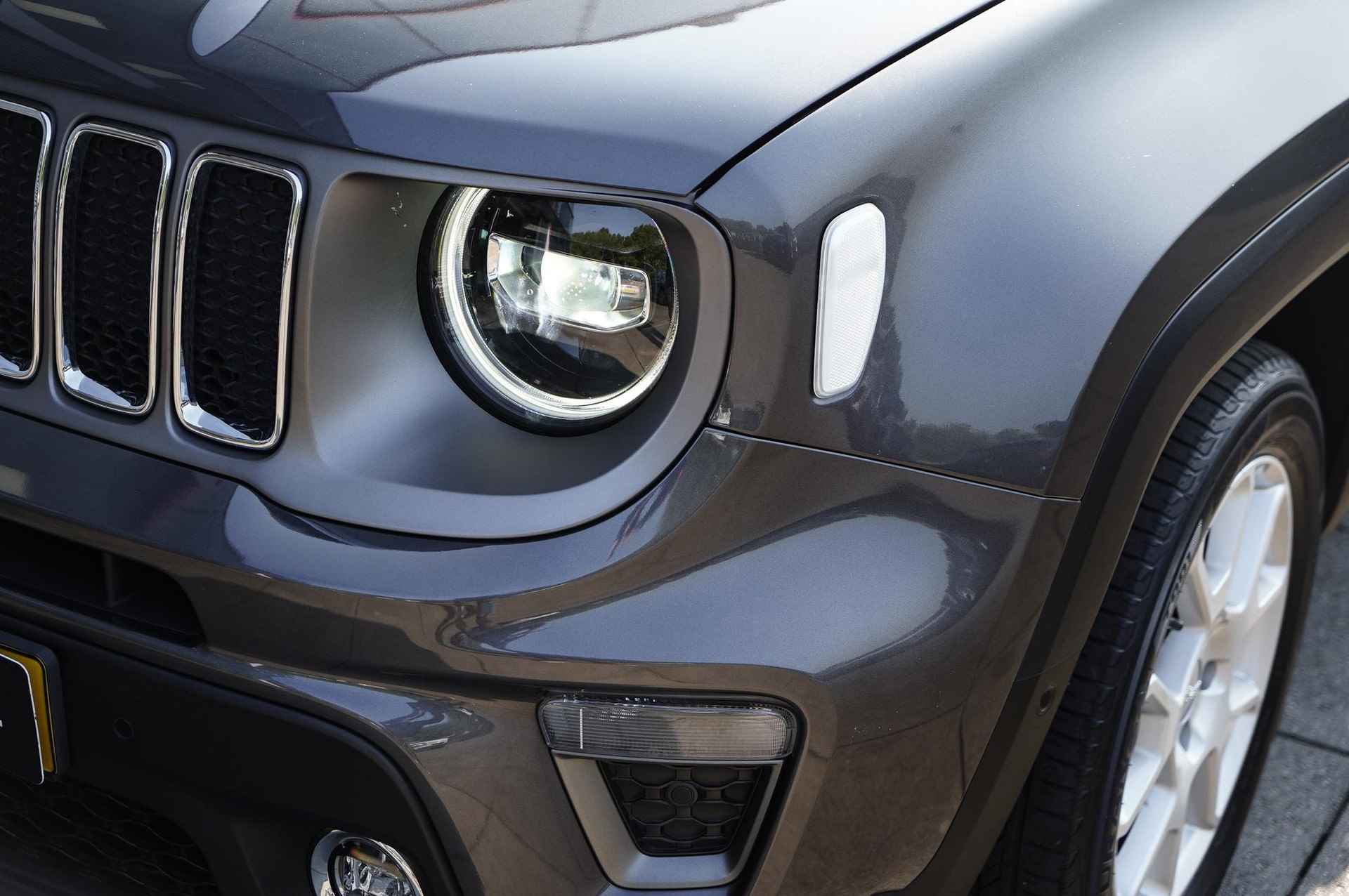 Jeep Renegade 1.0T Limited | Navigatie | 1ste Eigenaar | DAB, Bluetooth & AppleCarplay/AndroidAuto | Parkeersensoren - 4/26