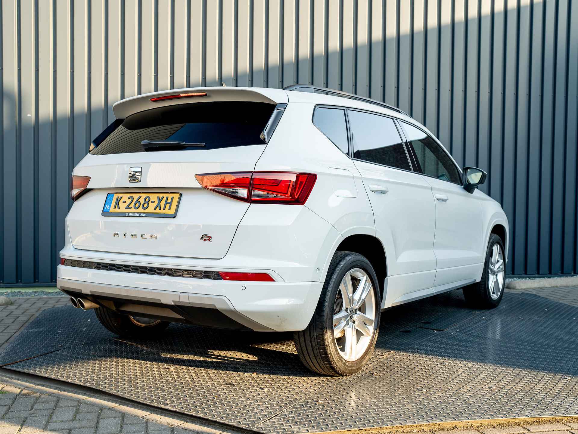 SEAT Ateca 1.5 TSI 150Pk FR Business Intense | Panodak | Adapt Cruise | Prijs Rijklaar!! - 52/53