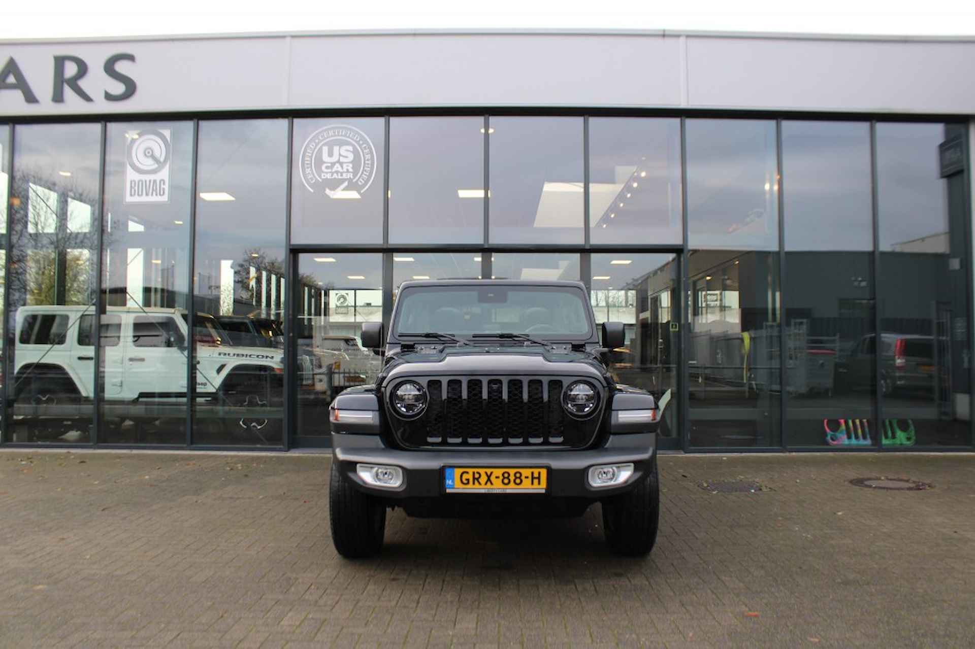 JEEP Wrangler 4XE 380 SAHARA, Plug In Hybrid / My Sky open dak 47.292 KM. - 2/36